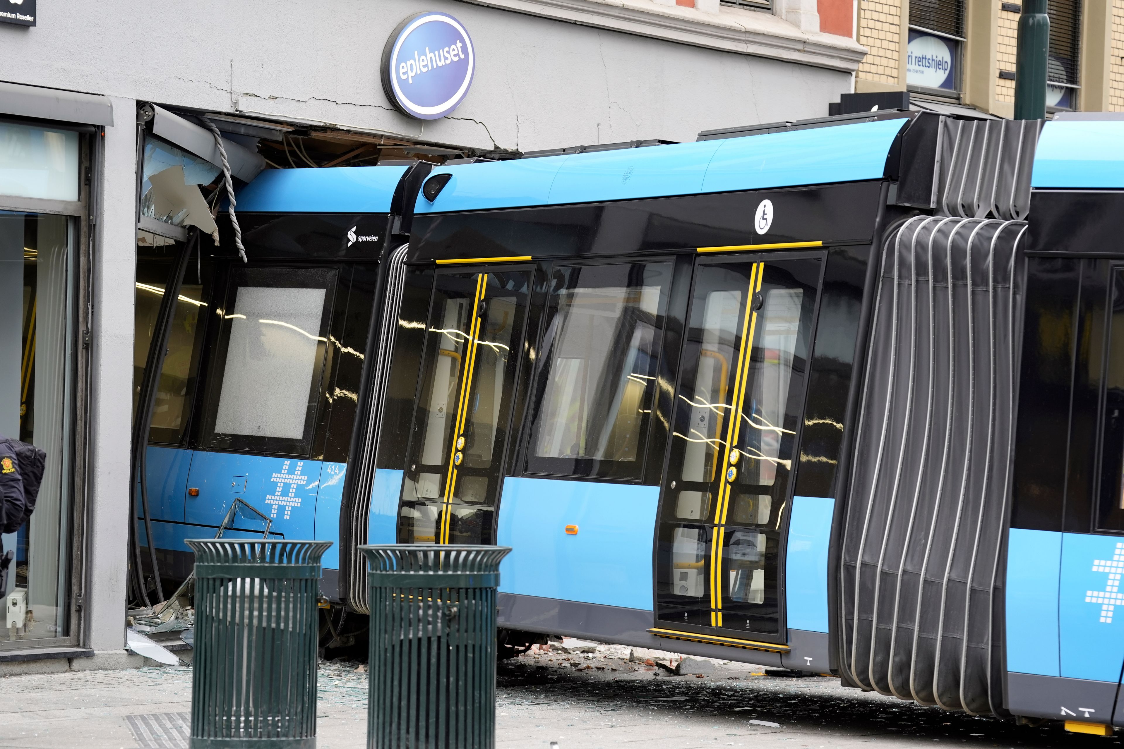 A derailed tram that crashed into a building in downtown Oslo, Norway, Tuesday Oct. 29, 2024. (Terje Pedersen/NTB Scanpix via AP)