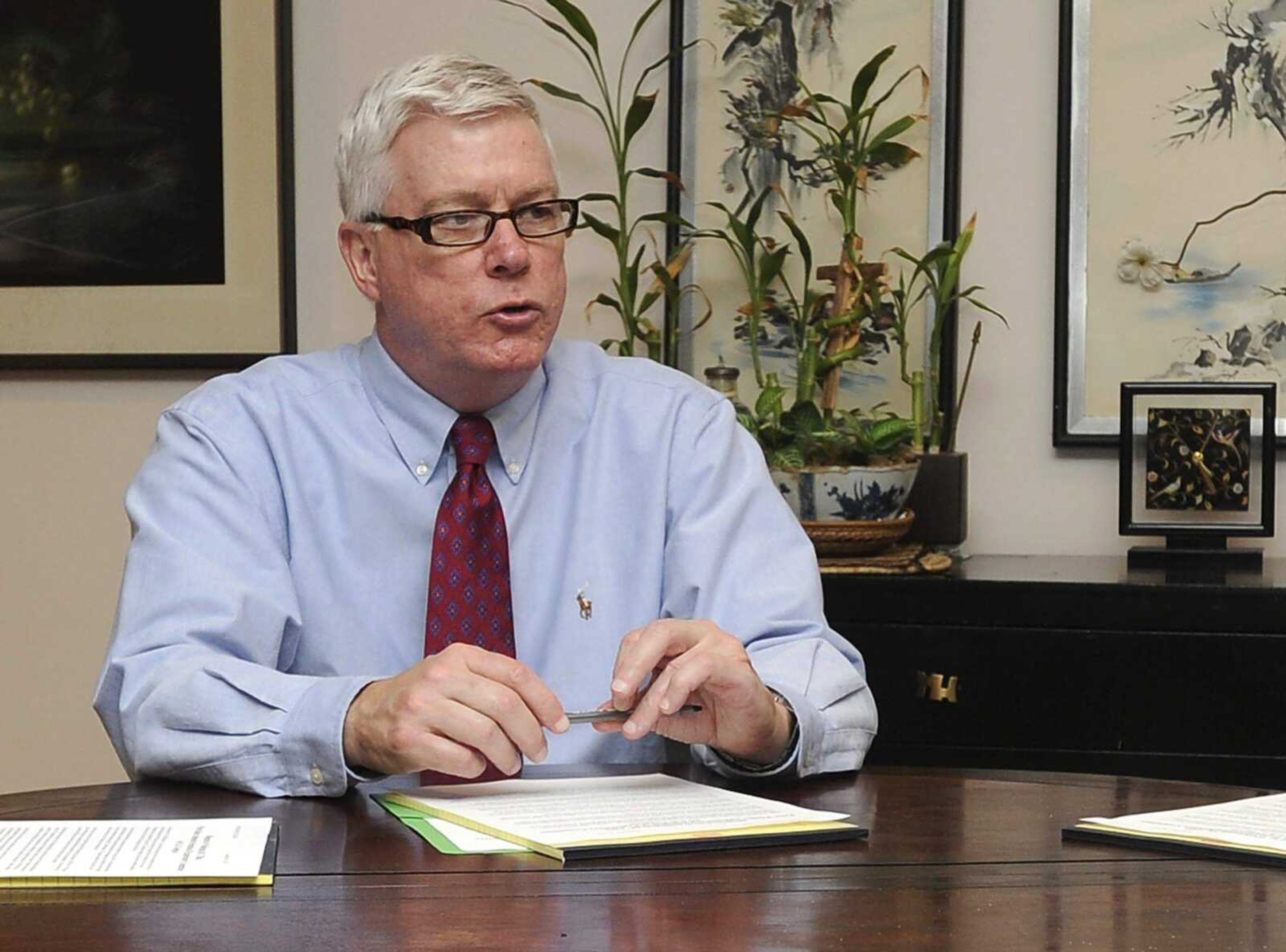 Lt. Gov. Peter Kinder announces Monday in Cape Girardeau an exploratory committee for a run for the 8th Congressional District in 2014. The move could set up a challenge between Kinder and U.S. Rep. Jason Smith, who won a June special election after the resignation of Jo Ann Emerson. (Fred Lynch)