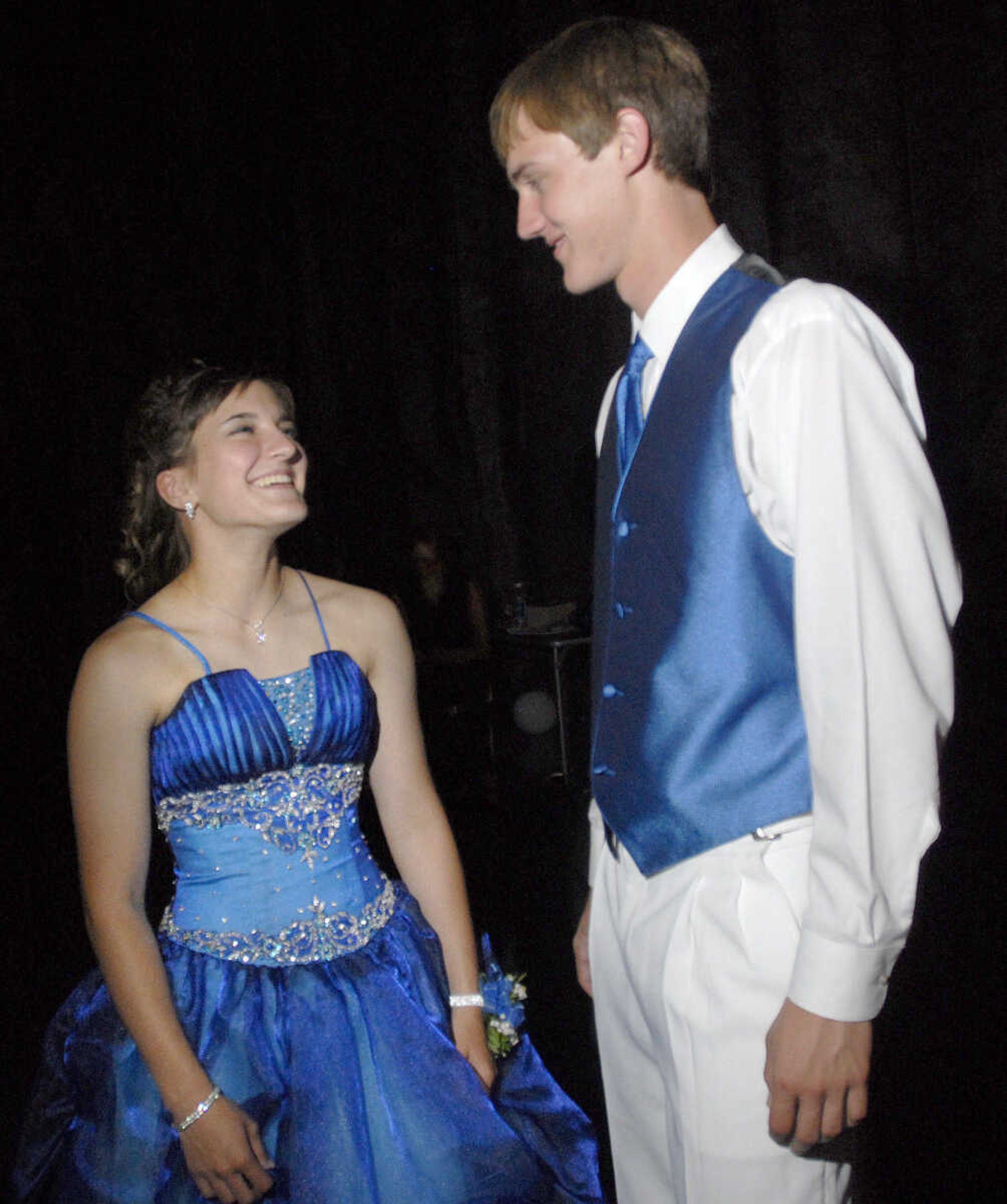 LAURA SIMON~lsimon@semissourian.com
Jackson High School Prom Saturday, May 8, 2010.