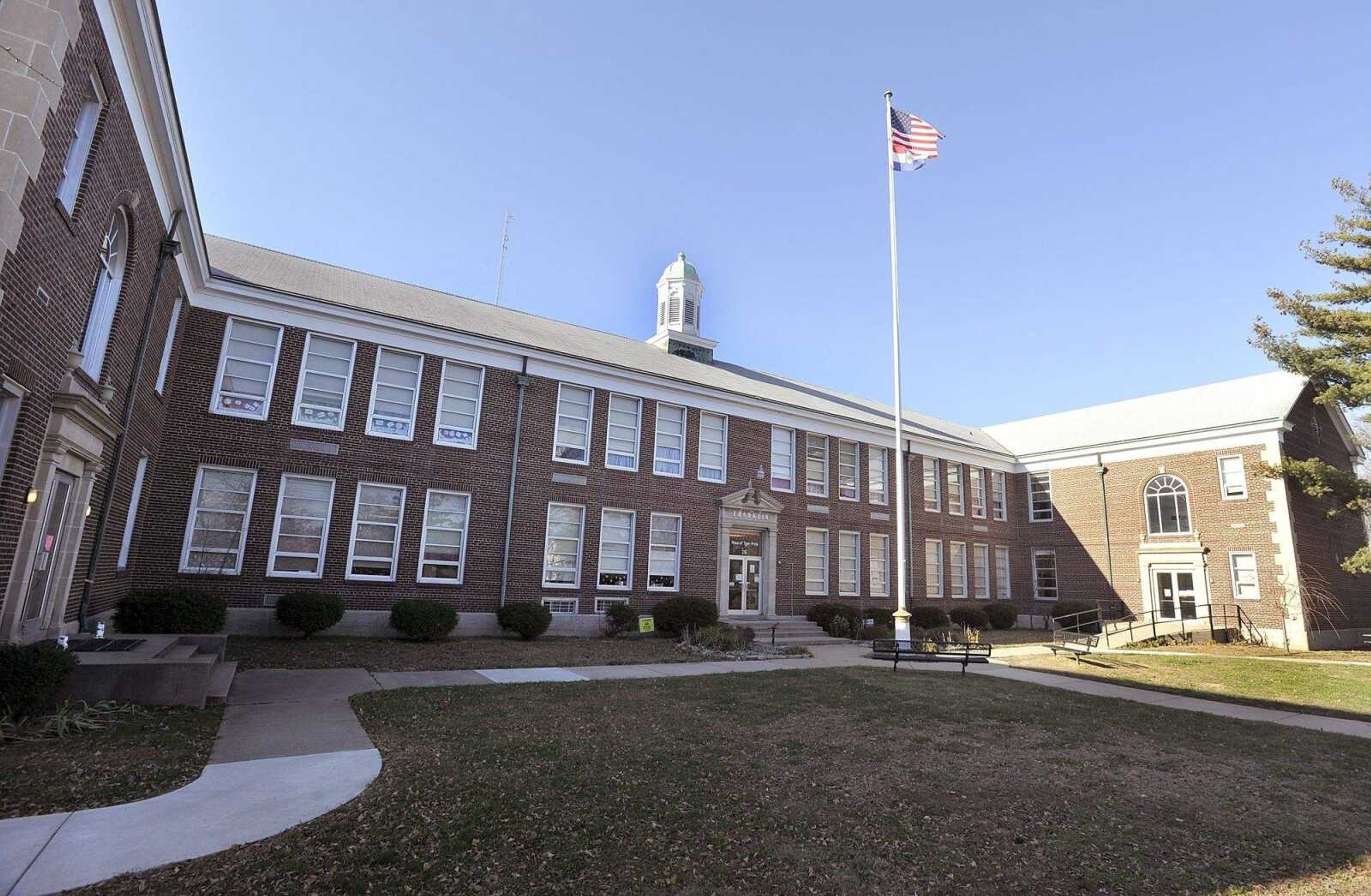 Franklin Elementary School (Fred Lynch)