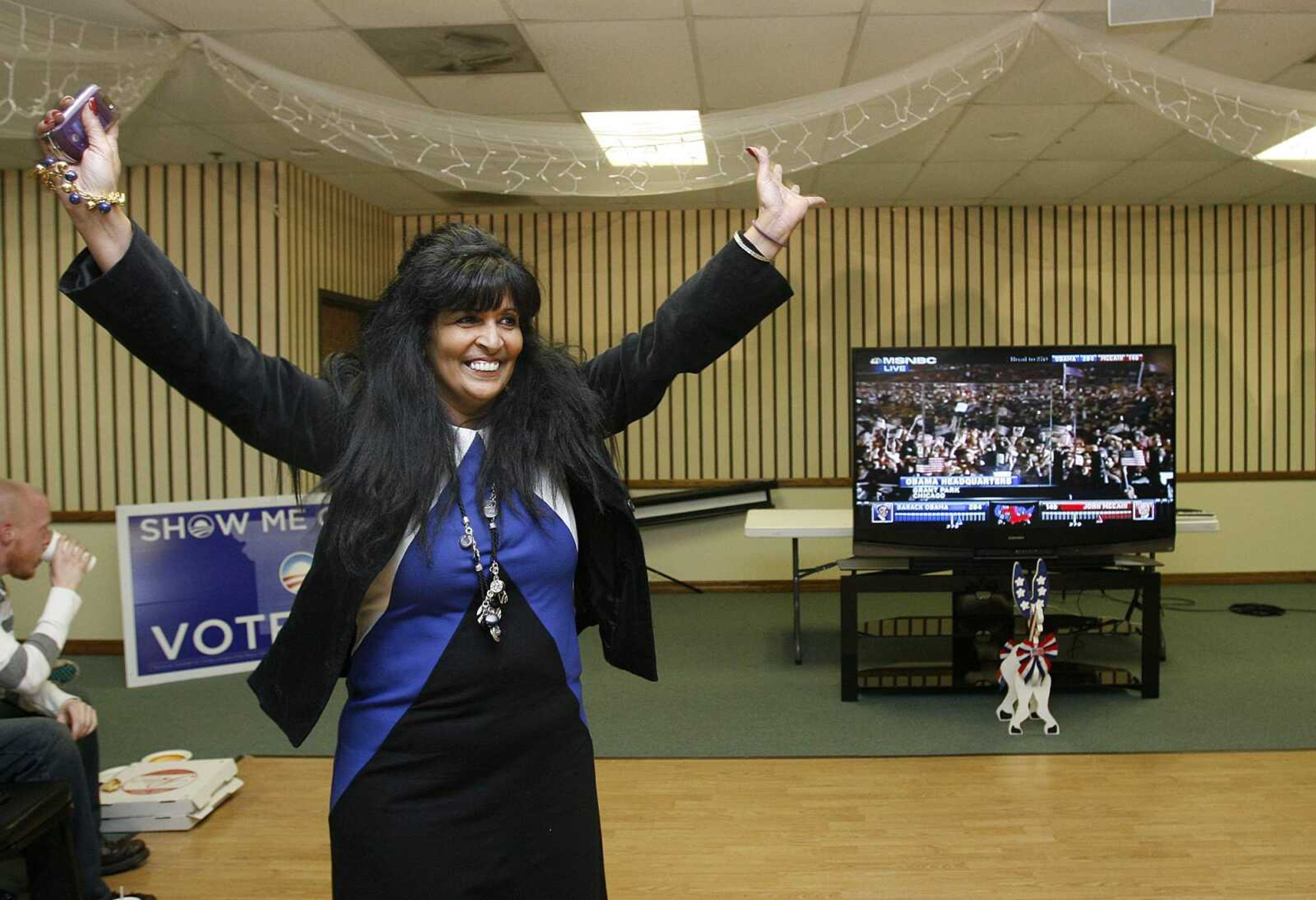 ELIZABETH DODD ~ edodd@semissourian.com
Debra Mitchell-Braxton, of Cape Girardeau, shows her excitement about the results.