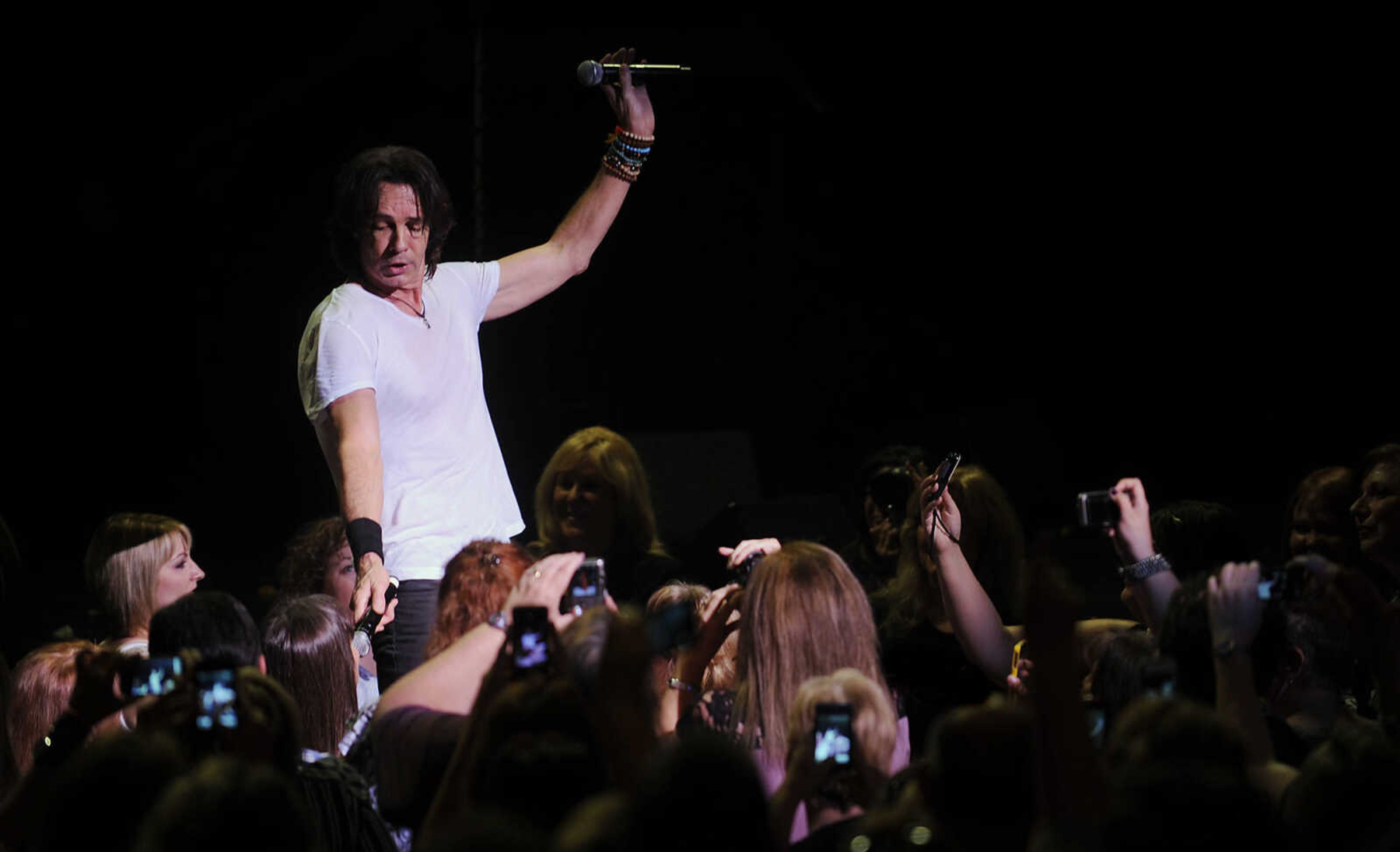 Rick Springfield performs Saturday, July 21, at the Bedell Performance Hall at the River Campus as part of a fundraiser for Hoops for Life. All of the proceeds will benefit pediatric brain tumor research in memory of Sahara "Hoops" Aldridge. The 13-year-old Cape Girardeau resident lost her battle with brainstem glioma Nov. 5, 2007.