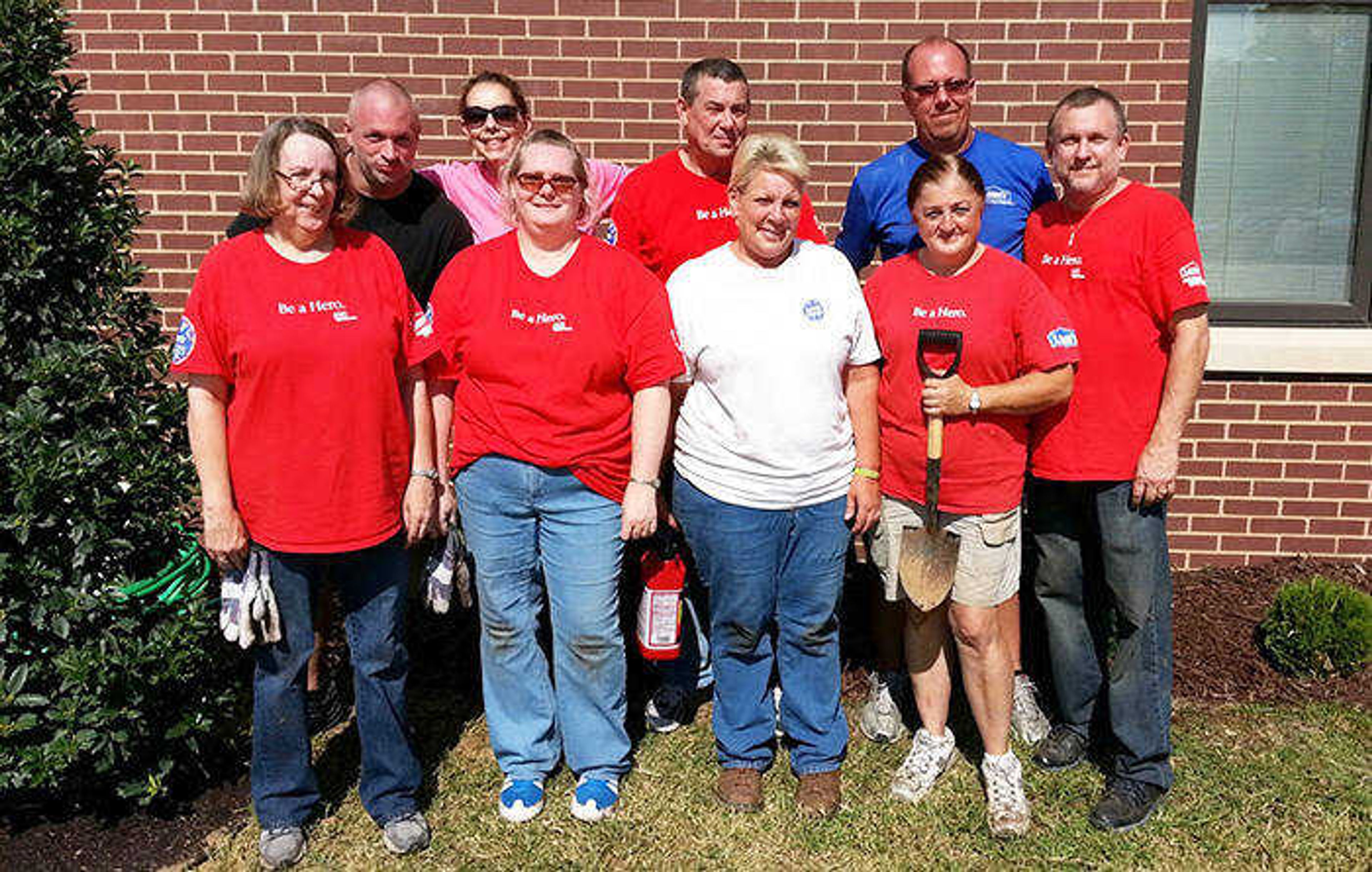 Lowe's Heroes donate time & materials to Clippard