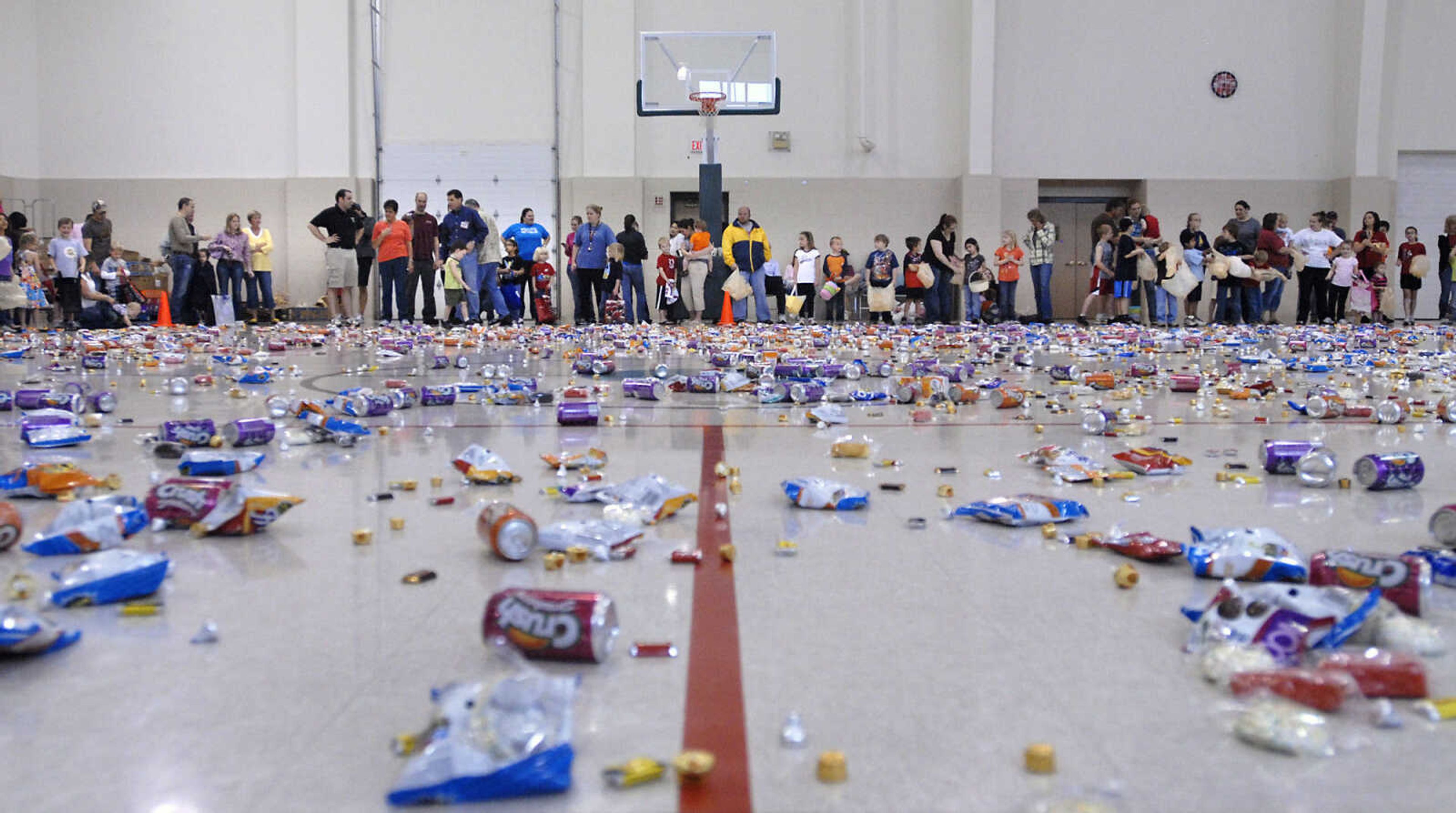 KRISTIN EBERTS ~ keberts@semissourian.com

Kids await the start of the hunt during the Schnucks Pepsi Easter egg hunt at the Osage Center on Saturday, April 23, 2011, in Cape Girardeau. Kids ages 2-7 turned out to collect an array of soda, chips, cookies and candy during the hunt.