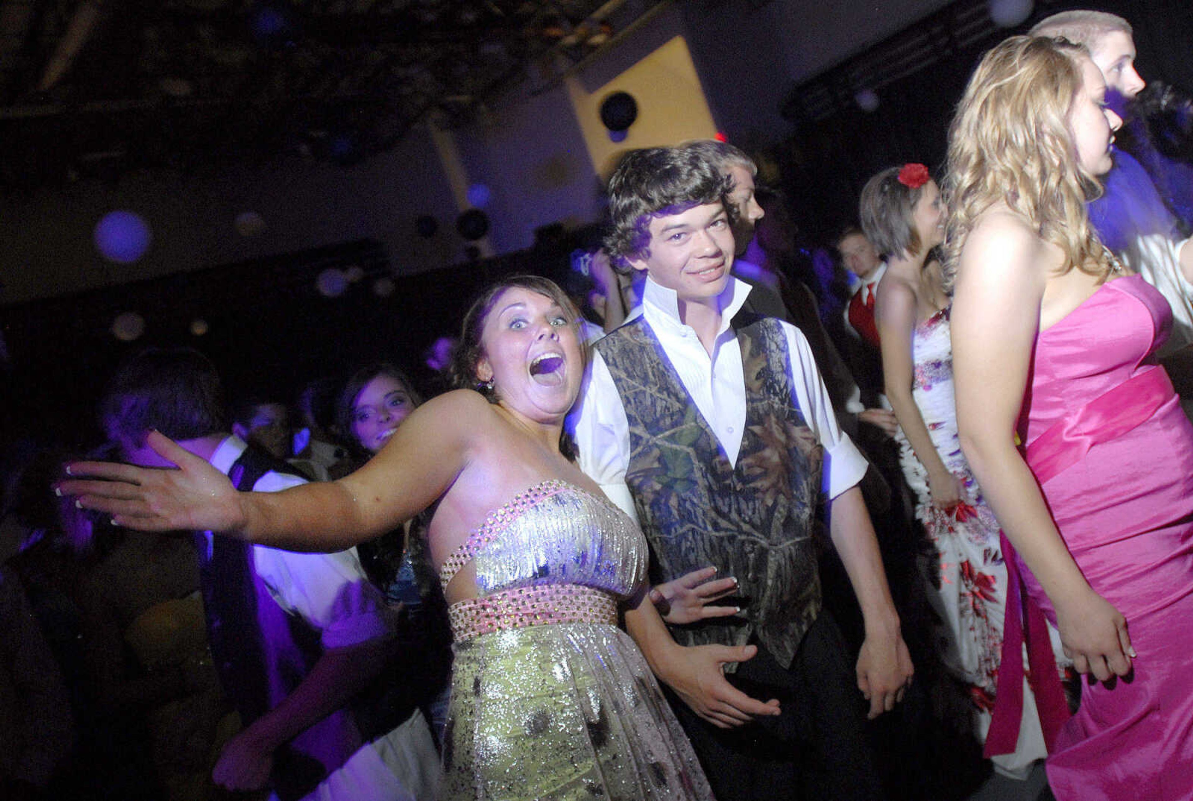 LAURA SIMON~lsimon@semissourian.com
Jackson High School Prom Saturday, May 8, 2010.