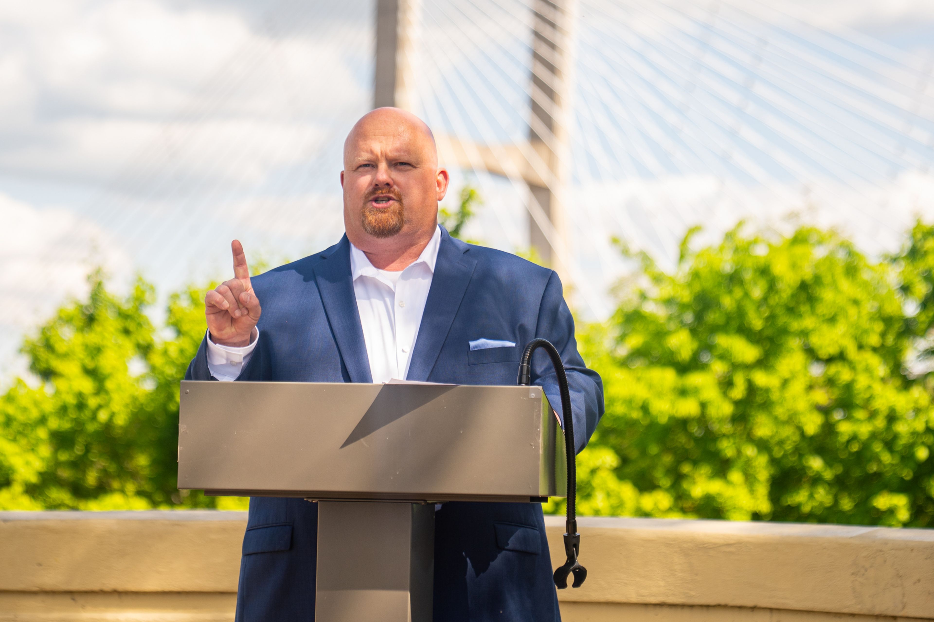 Former councilman Robbie Guard announces mayoral campaign for 2026 election