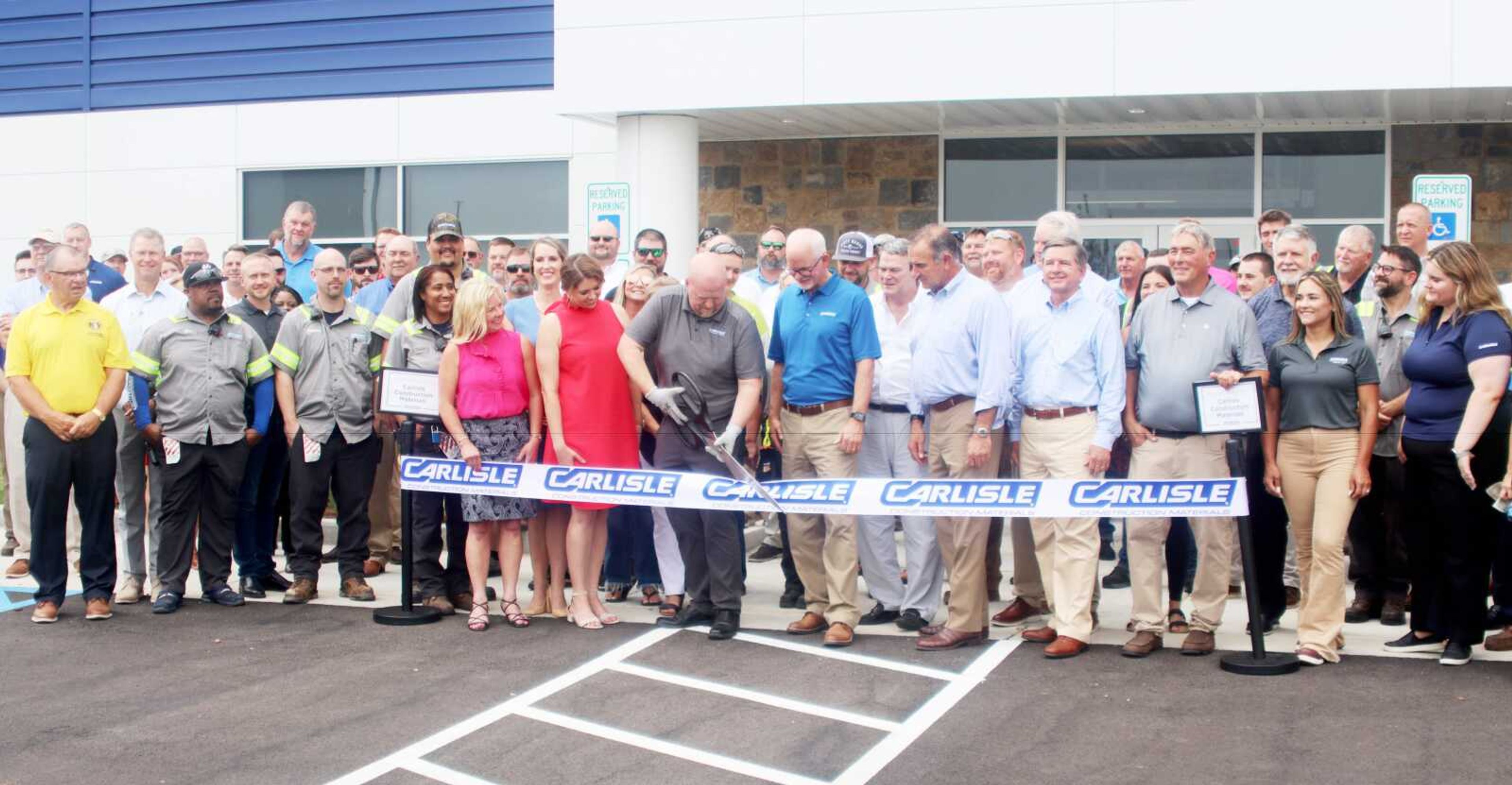 Carlisle Construction Materials LLC held a ribbon cutting June 28 for its new manufacturing facility in Sikeston, Missouri. A Wednesday, July 19, Missouri Chamber of Commerce and Industry report shows Show Me State manufacturing employment easily outpaces the rate of growth in the U.S. as a whole since March 2020.