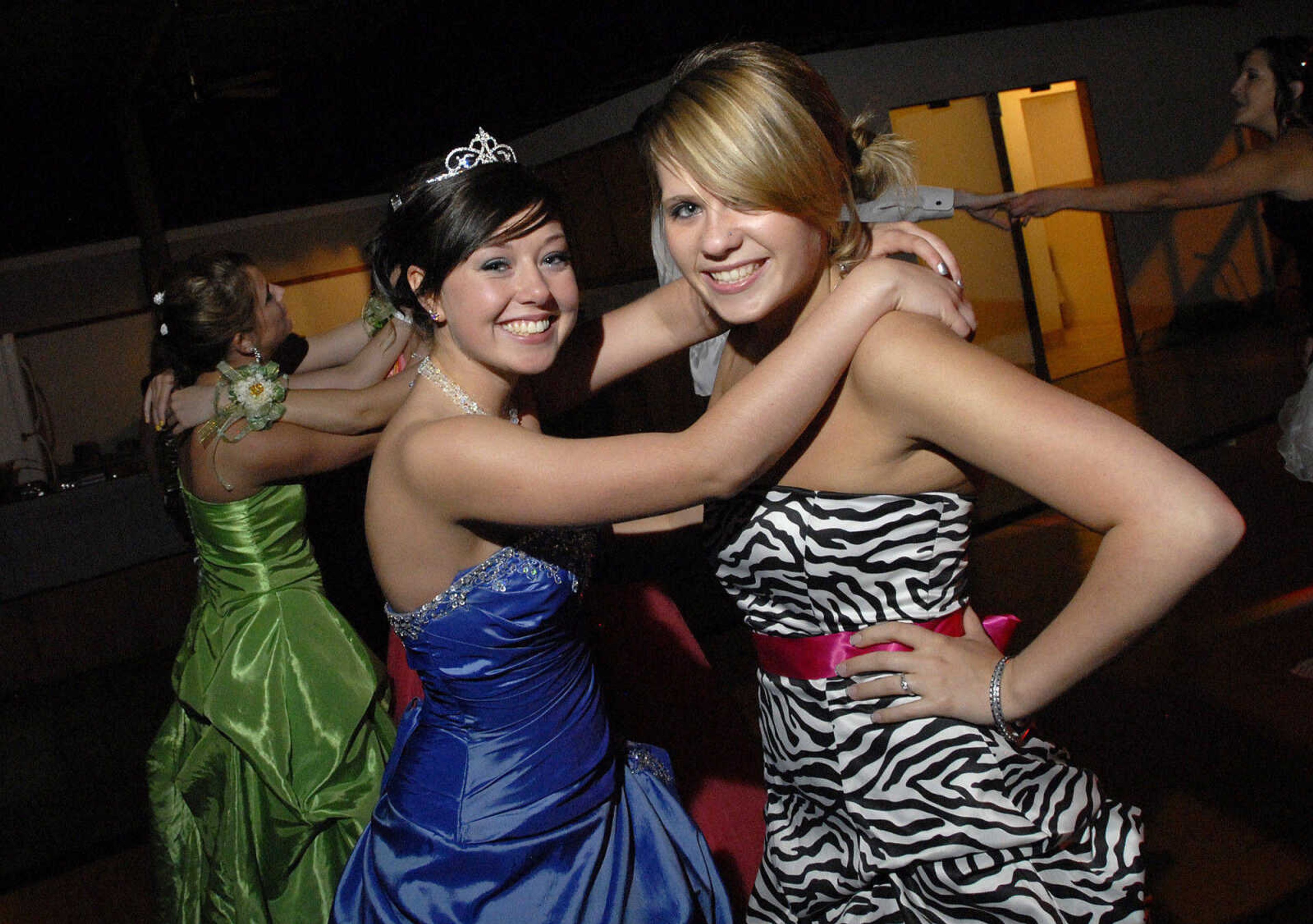 LAURA SIMON~lsimon@semissourian.com
Meadow Heights' prom "A Night to Remember" was held Saturday, April 30, 2011 at Deerfield Lodge.