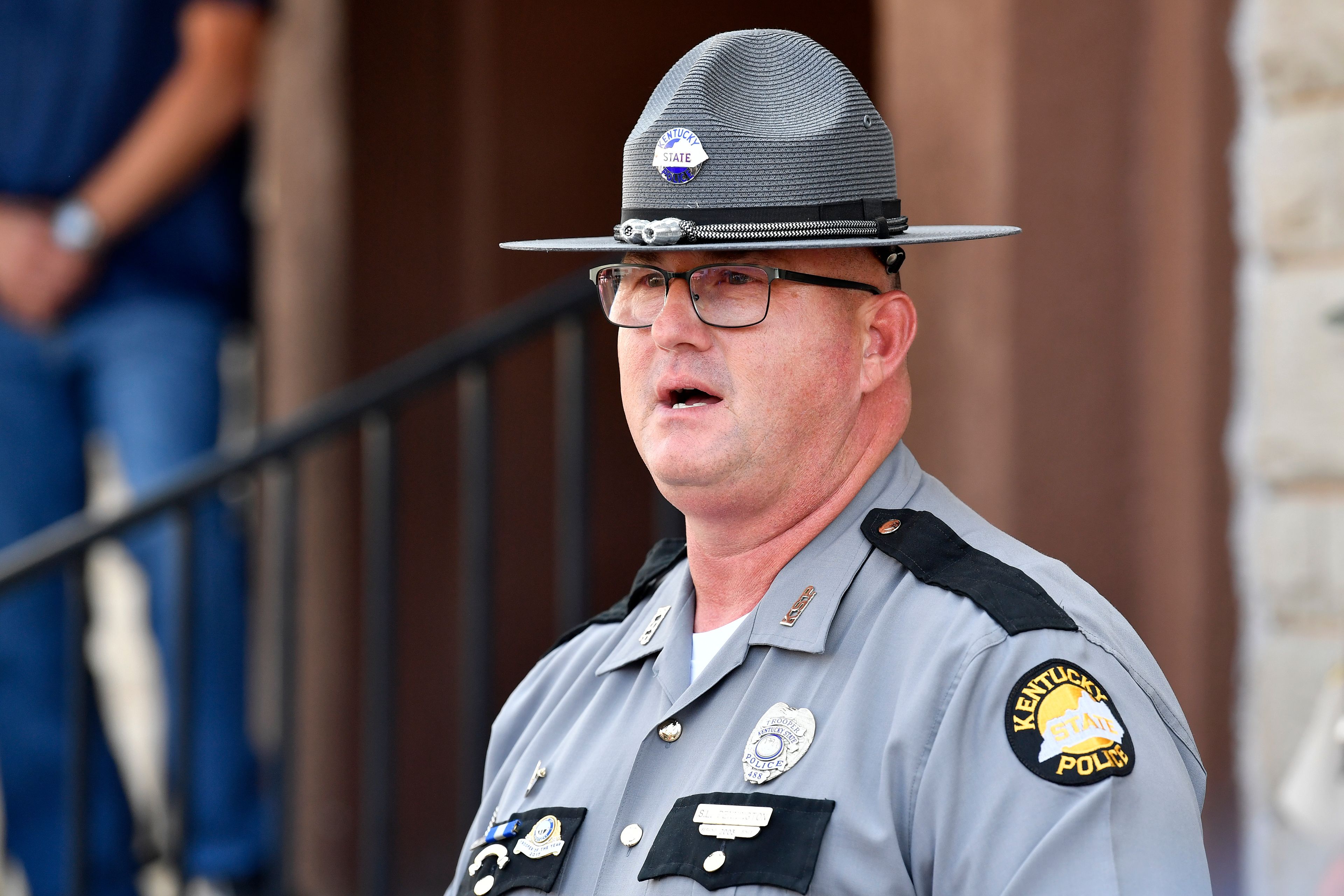 Kentucky State Police Public Information Officer Master Seargeant Scottie Pennington addresses the media to give an update on the efforts to find the suspect in the shooting at I-75 at the Livingston Ky. exit at the Laurel County Sheriff's Office in London, Ky., Monday, Sept. 9, 2024. (AP Photo/Timothy D. Easley)