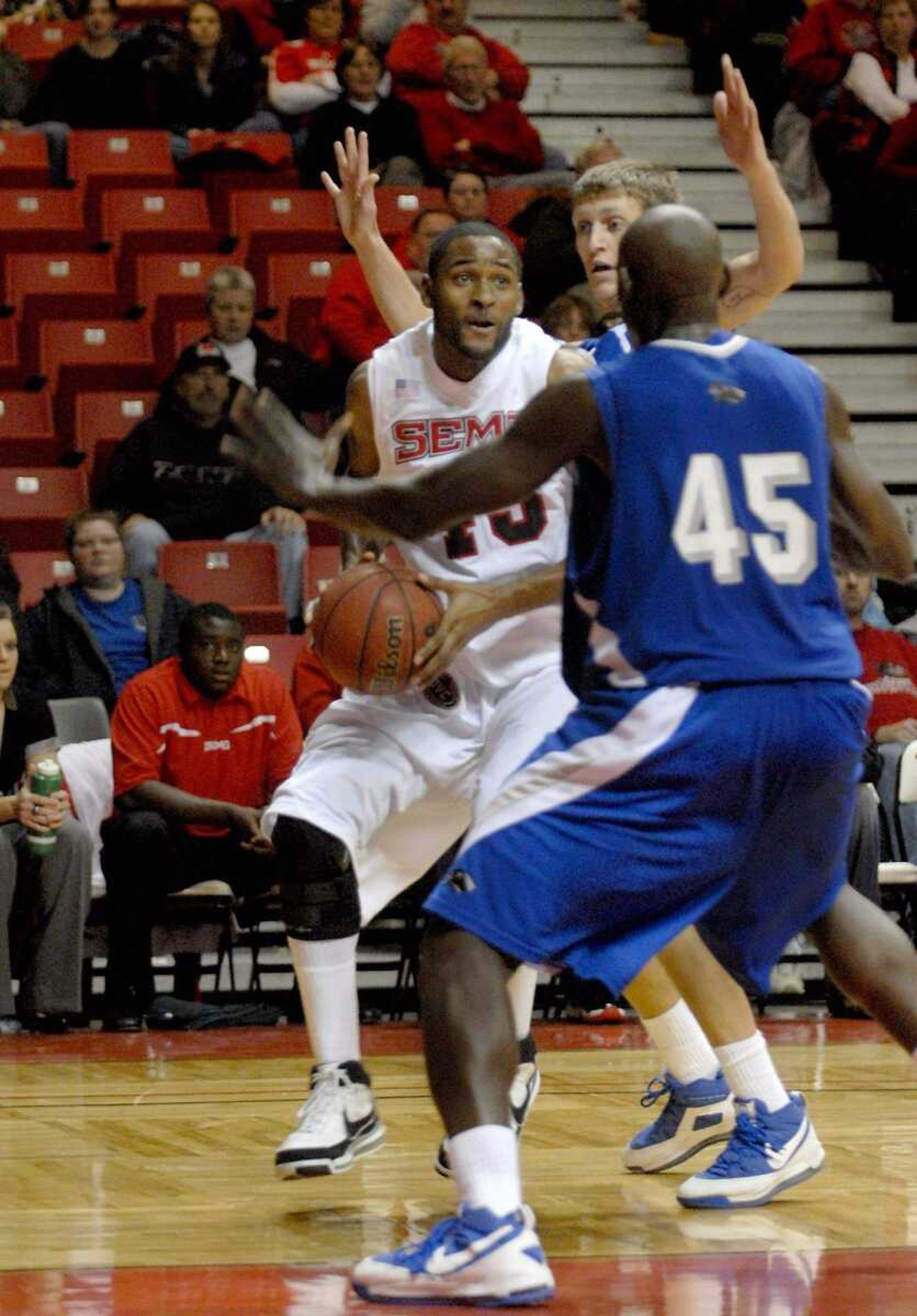 ELIZABETH DODD ~ edodd@semissourian.com
Southeast Missouri's Jajuan Maxwell looks for options under pressure in the second half against Eastern Illinois Saturday night at the Show Me Center.