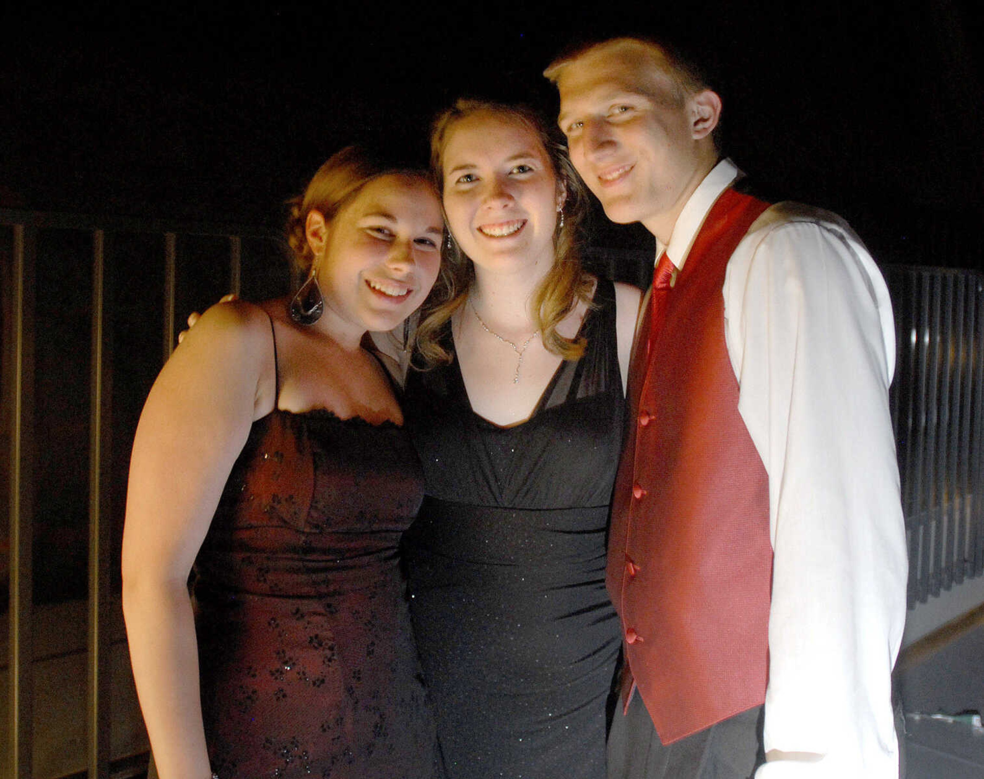 LAURA SIMON~lsimon@semissourian.com
Jackson High School Prom Saturday, May 8, 2010.