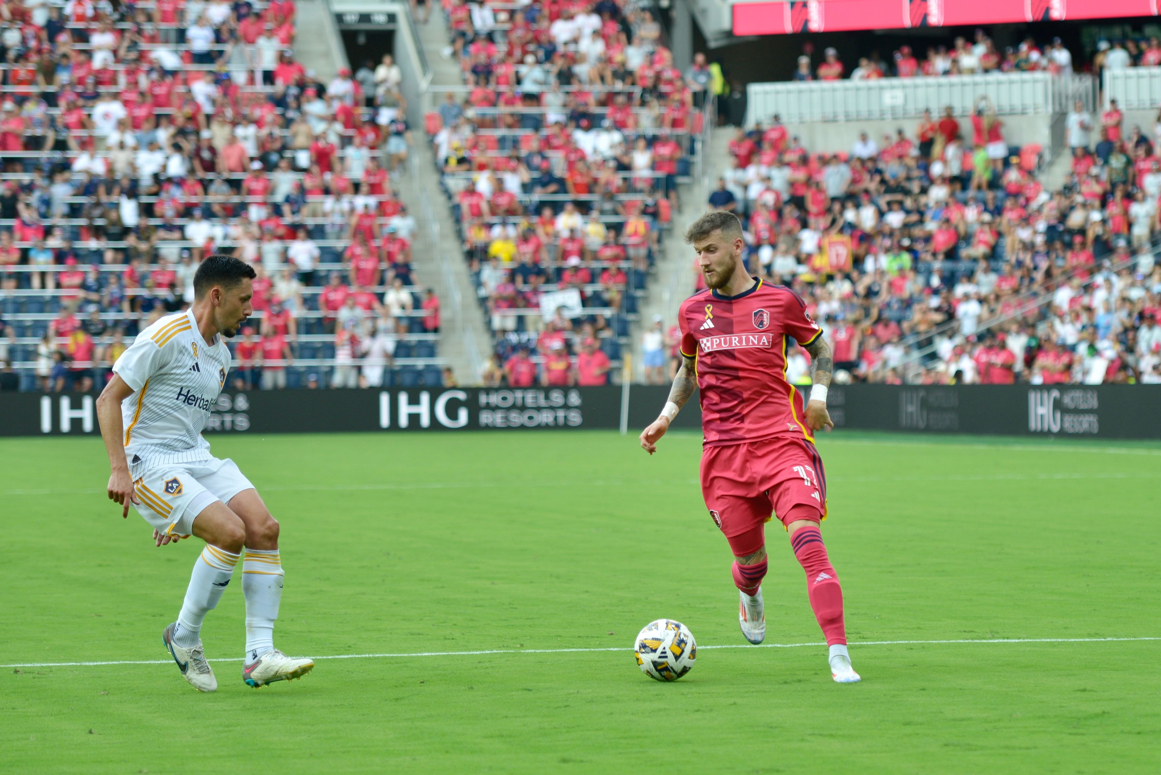 St. Louis City midfielder Marcel Hartel handles the ball against the LA Galaxy on Sunday, Sept. 1 in St. Louis. 