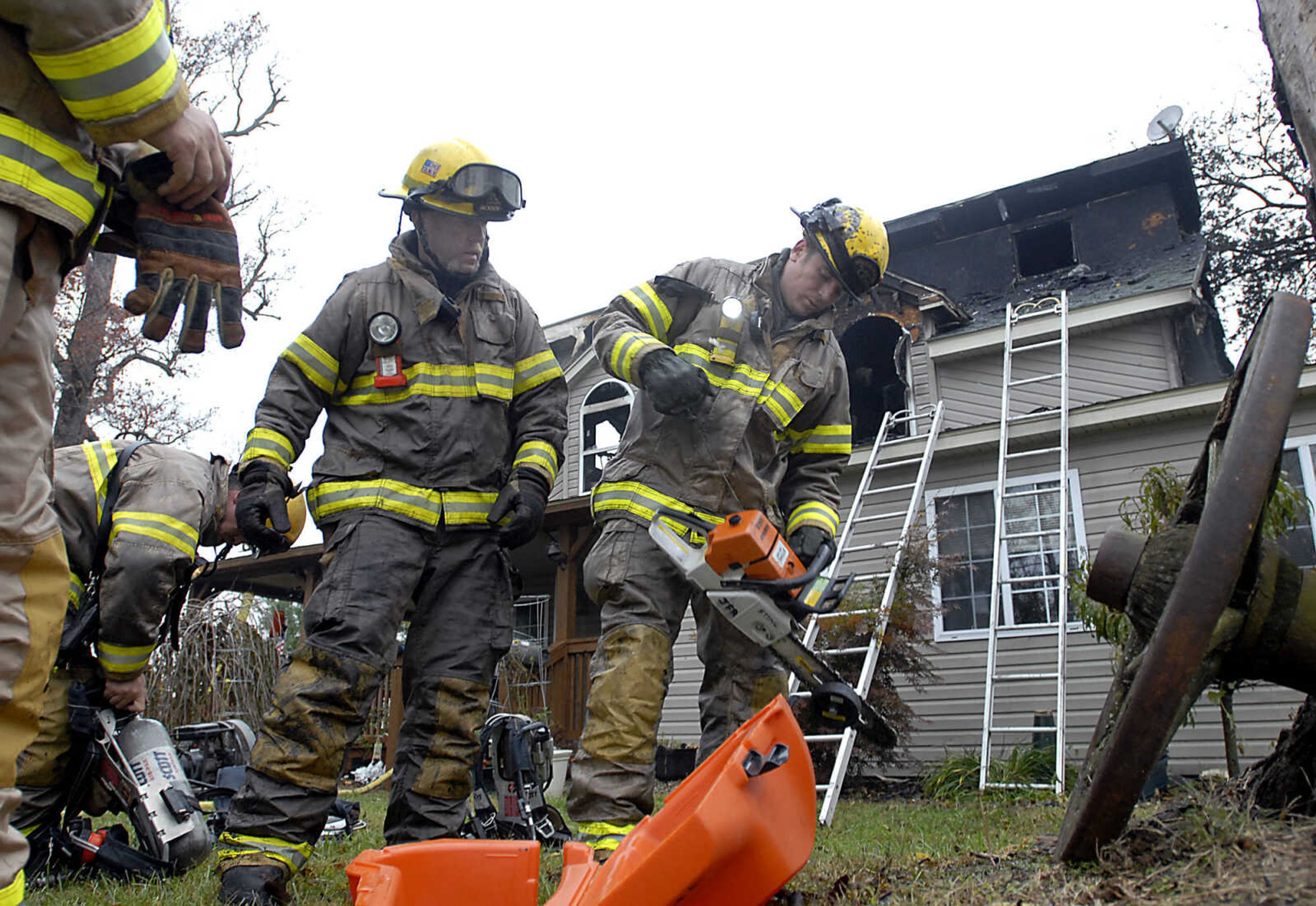 KIT DOYLE ~ kdoyle@semissourian.com
Multiple fire departments responded to the blaze on Big Cone Lane Friday, October 16, 2009, north of Jackson.