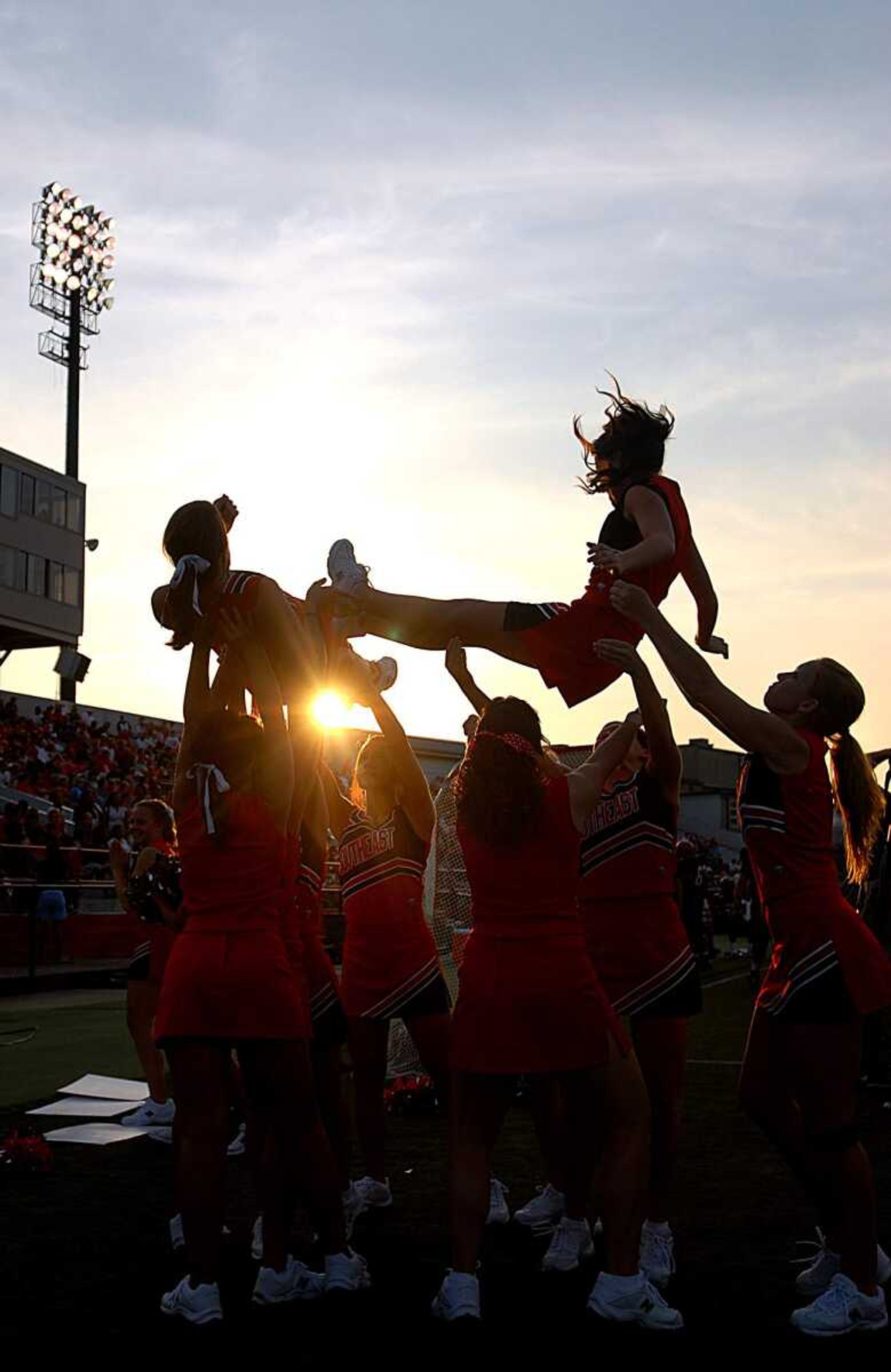 AARON EISEHAUER ~ aeisenhauer@semissourian.com
Southeast cheerleaders cheer on the team.