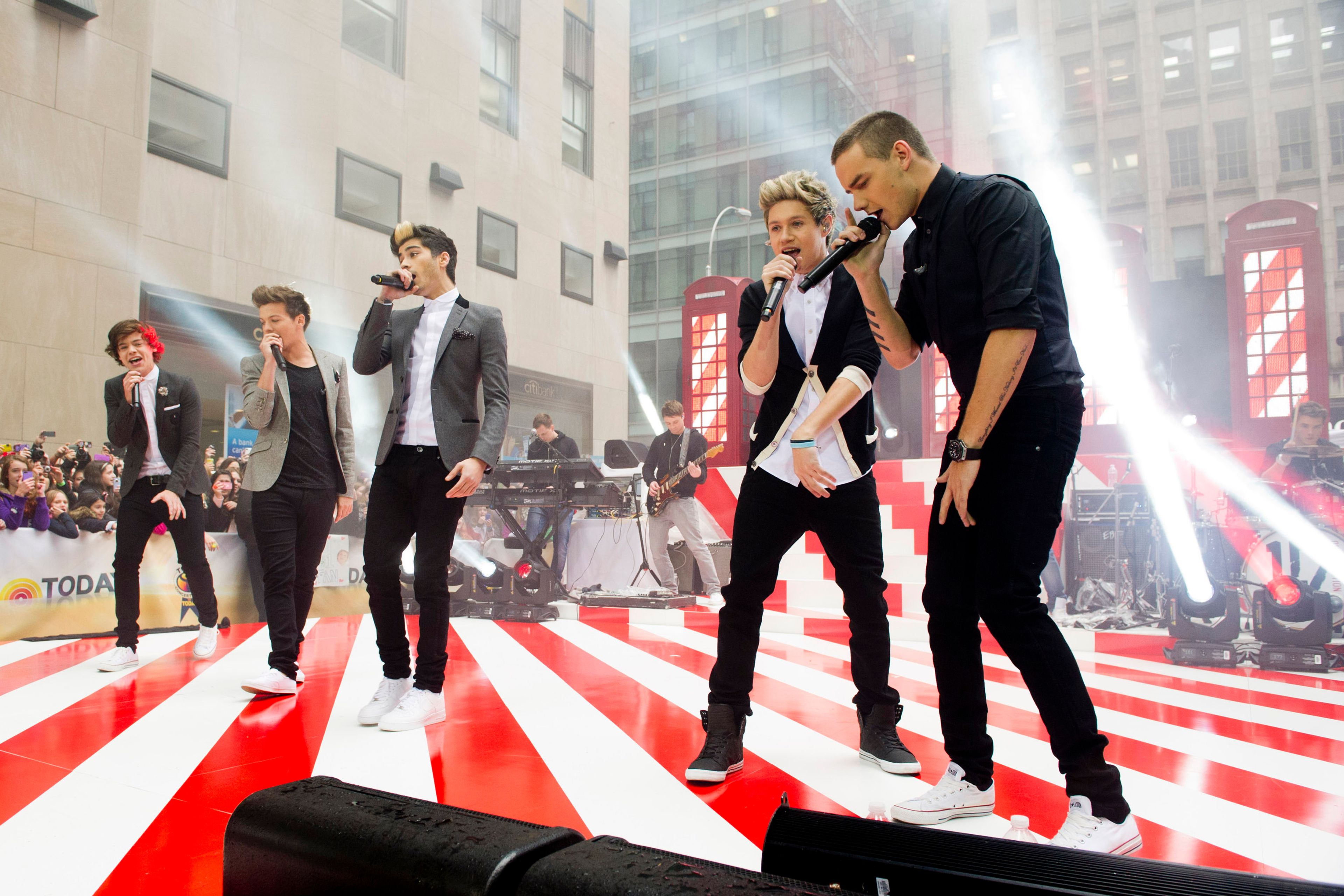 FILE - One Direction members, from left, Harry Styles, Louis Tomlinson, Zayn Malik, Niall Horan and Liam Payne perform on NBC's "Today" show, Nov. 13, 2012 in New York. (Photo by Charles Sykes/Invision/AP, File)