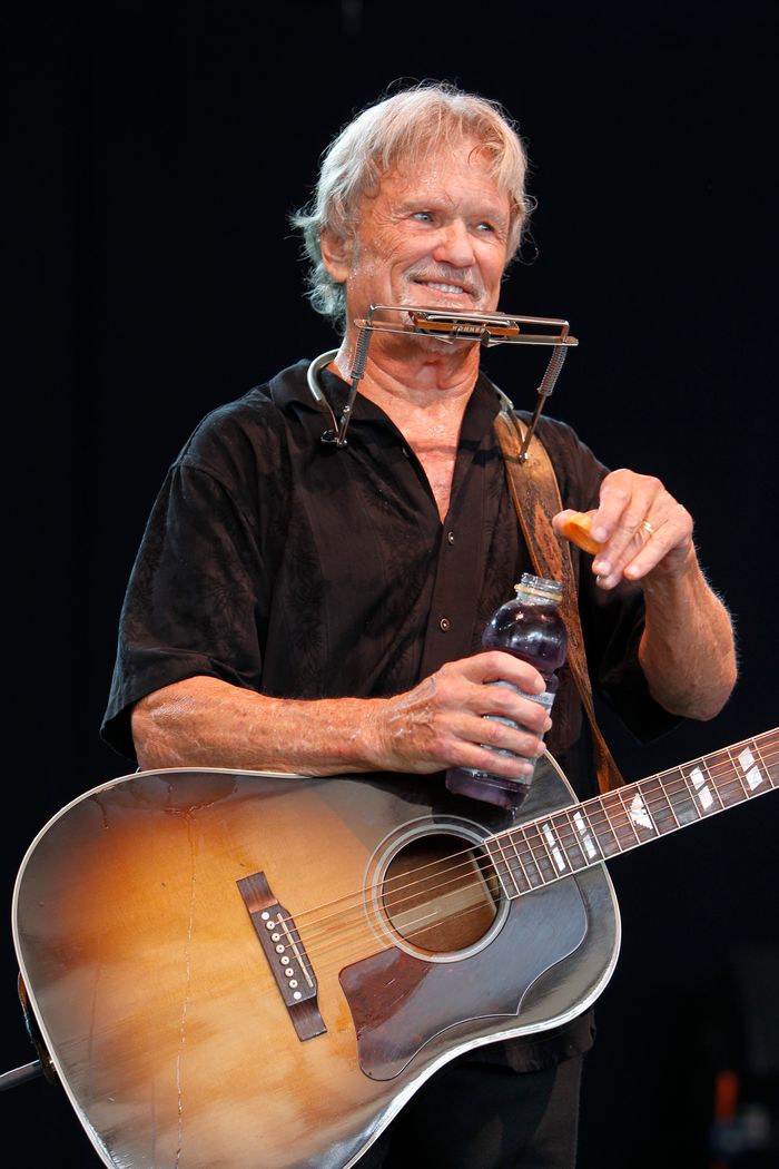 Kris Kristofferson, singersongwriter and actor, dies at 88