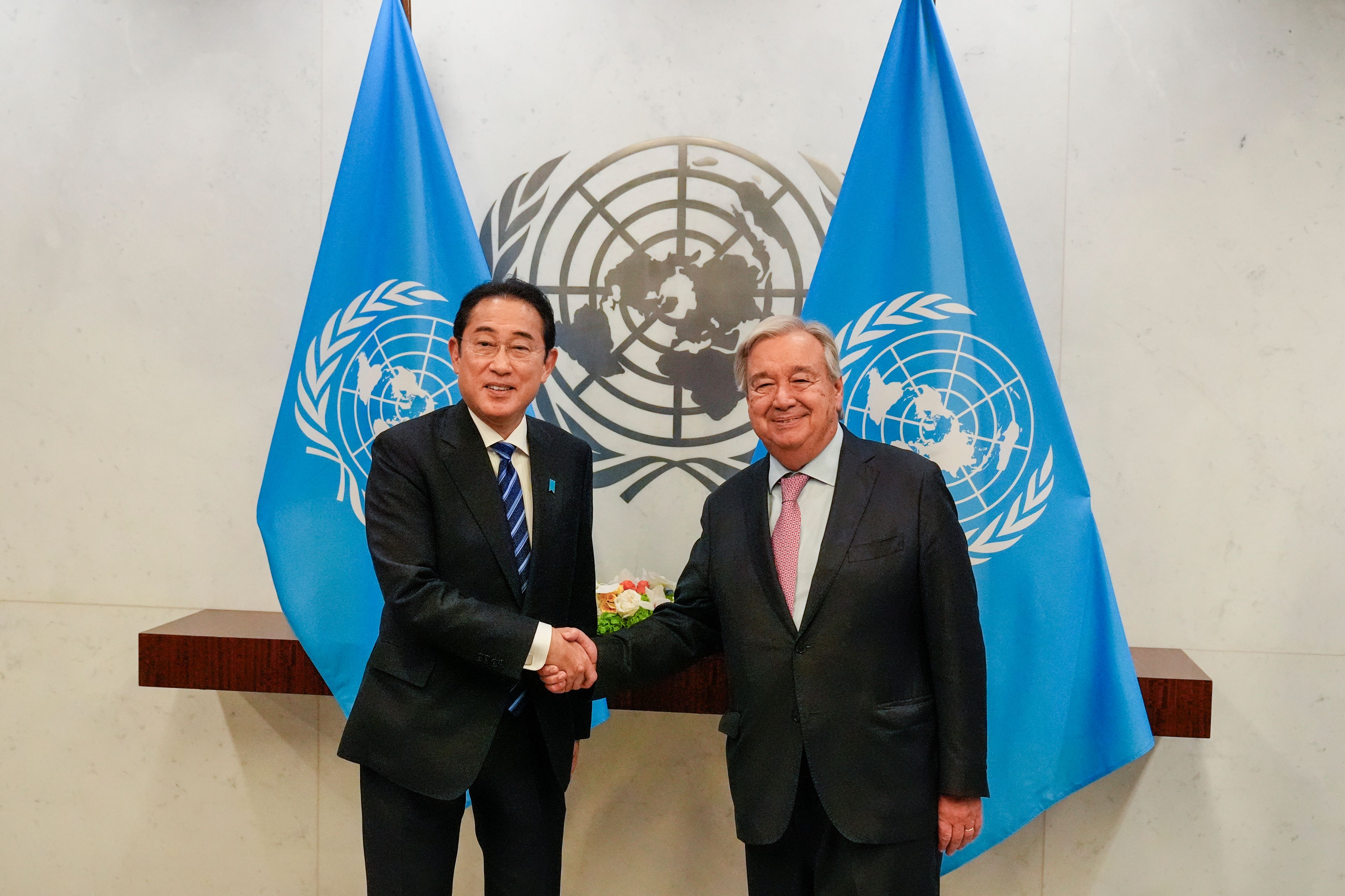 Japan's Prime Minister Fumio Kishida shakes hand with United Nations Secretary-General Antonio Guterres, right, during a meeting Sunday, Sept. 22, 2024, at U.N. headquarters. (AP Photo/Frank Franklin II)