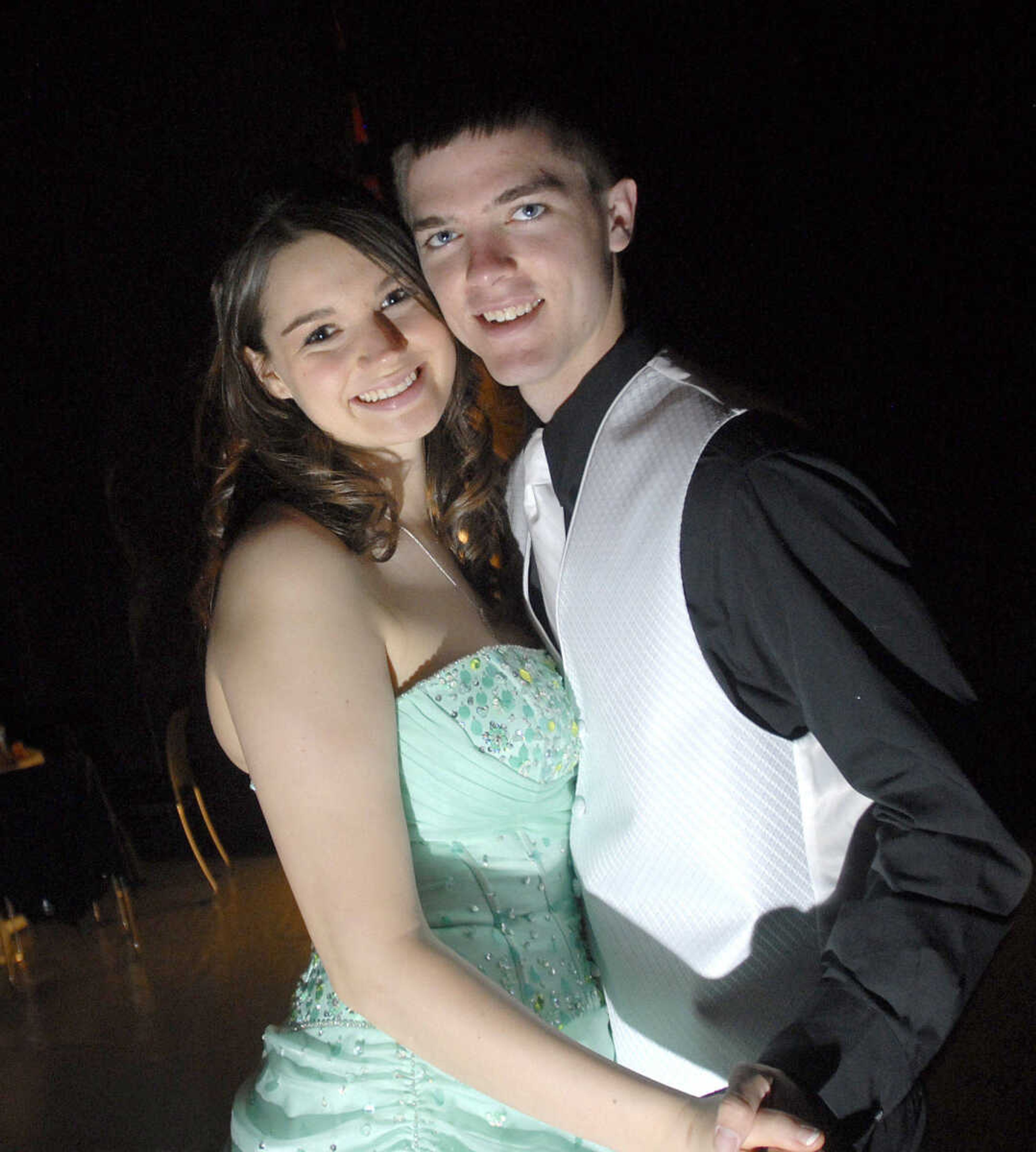 LAURA SIMON~lsimon@semissourian.com
Jackson High School Prom Saturday, May 8, 2010.