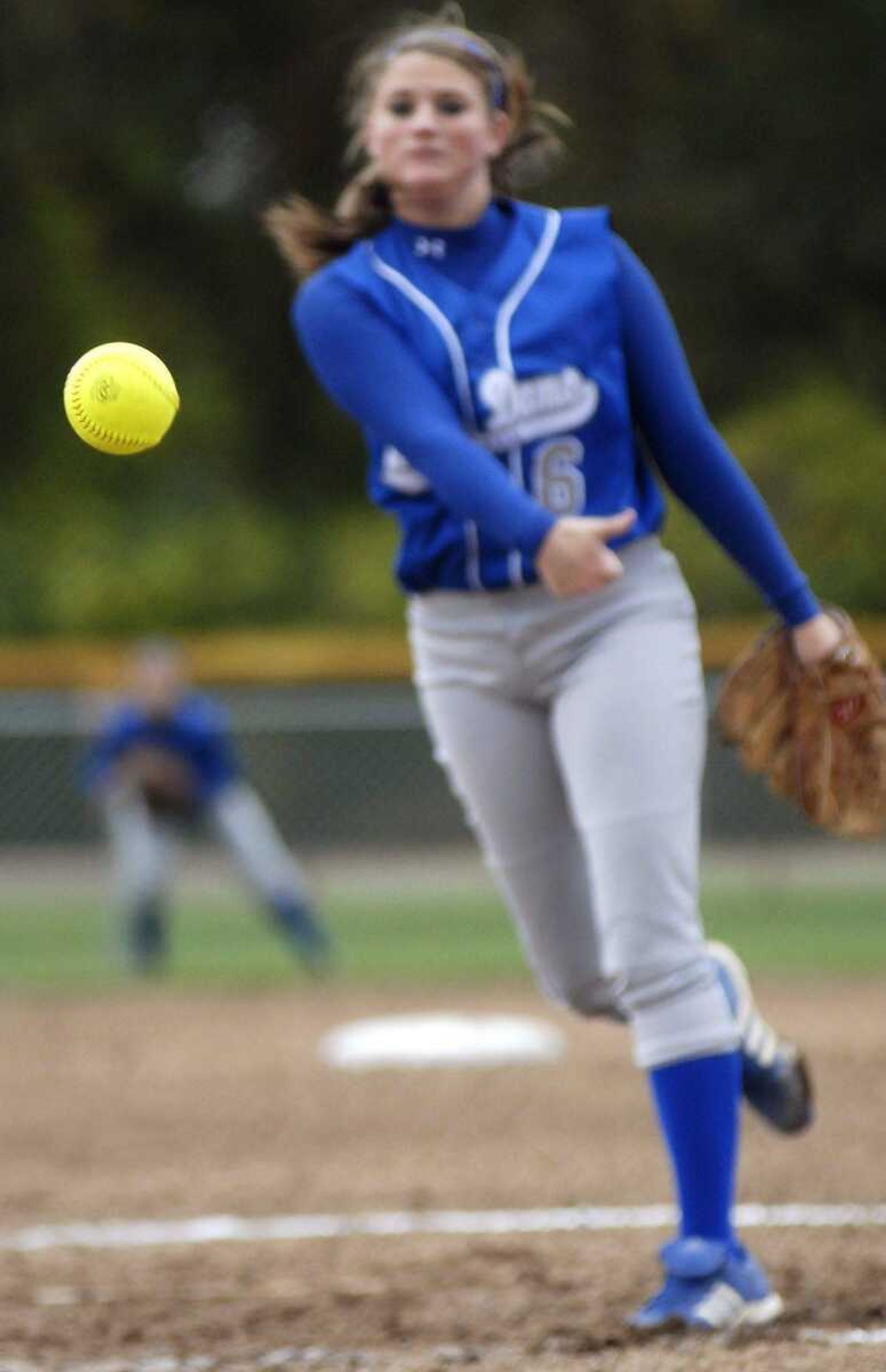 Notre Dame pitcher Lauren Reinagel delivers a pitch.