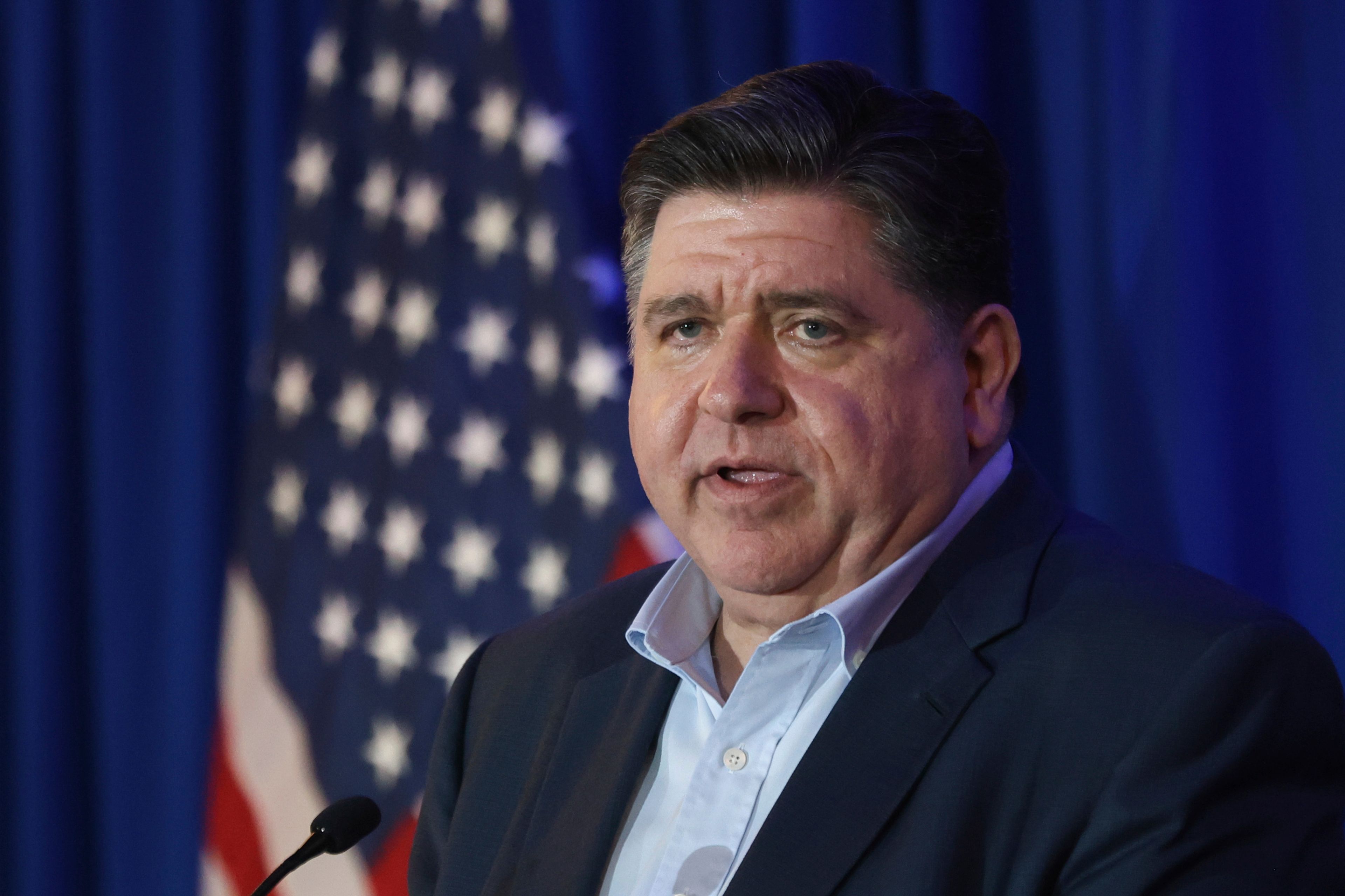 Pritzker and Ocasio-Cortez: A billionaire and a former bartender emerge as Trump resistance leaders