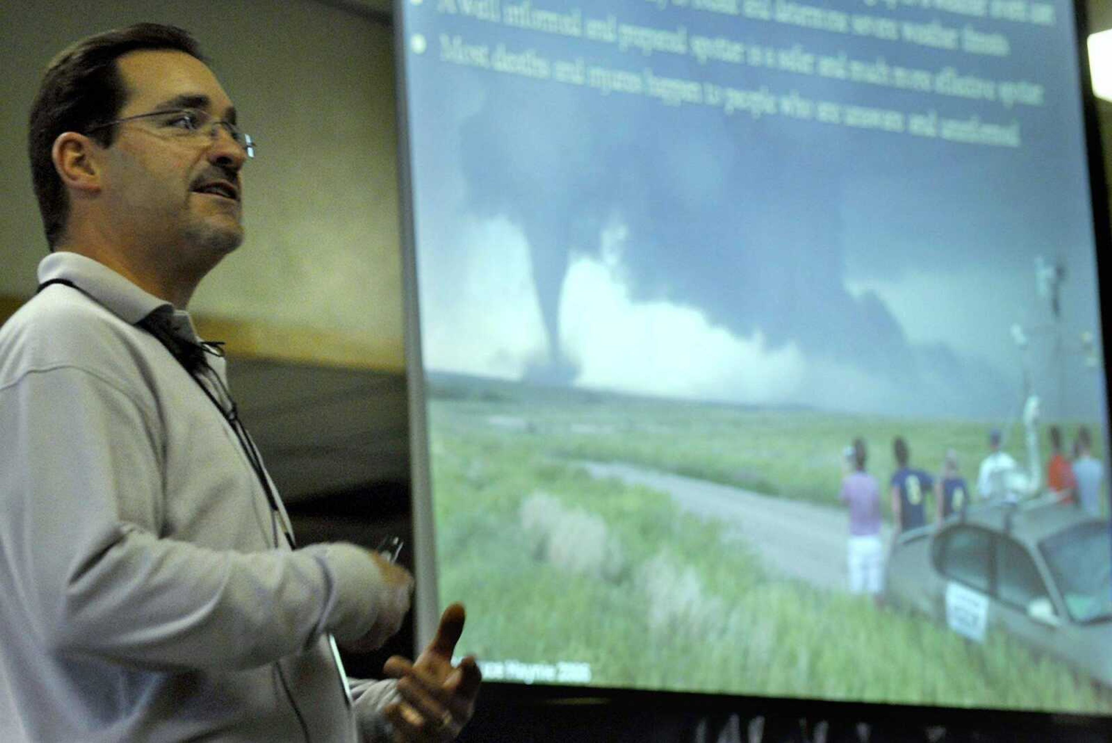 ELIZABETH DODD ~ edoddsemissourian.com<br>Greg Meffert, a lead forecaster for the National Weather Service in Paducah, Ky., talks about the importance of safety in a weather spotter training class Tuesday at the Knights of Columbus in Jackson.