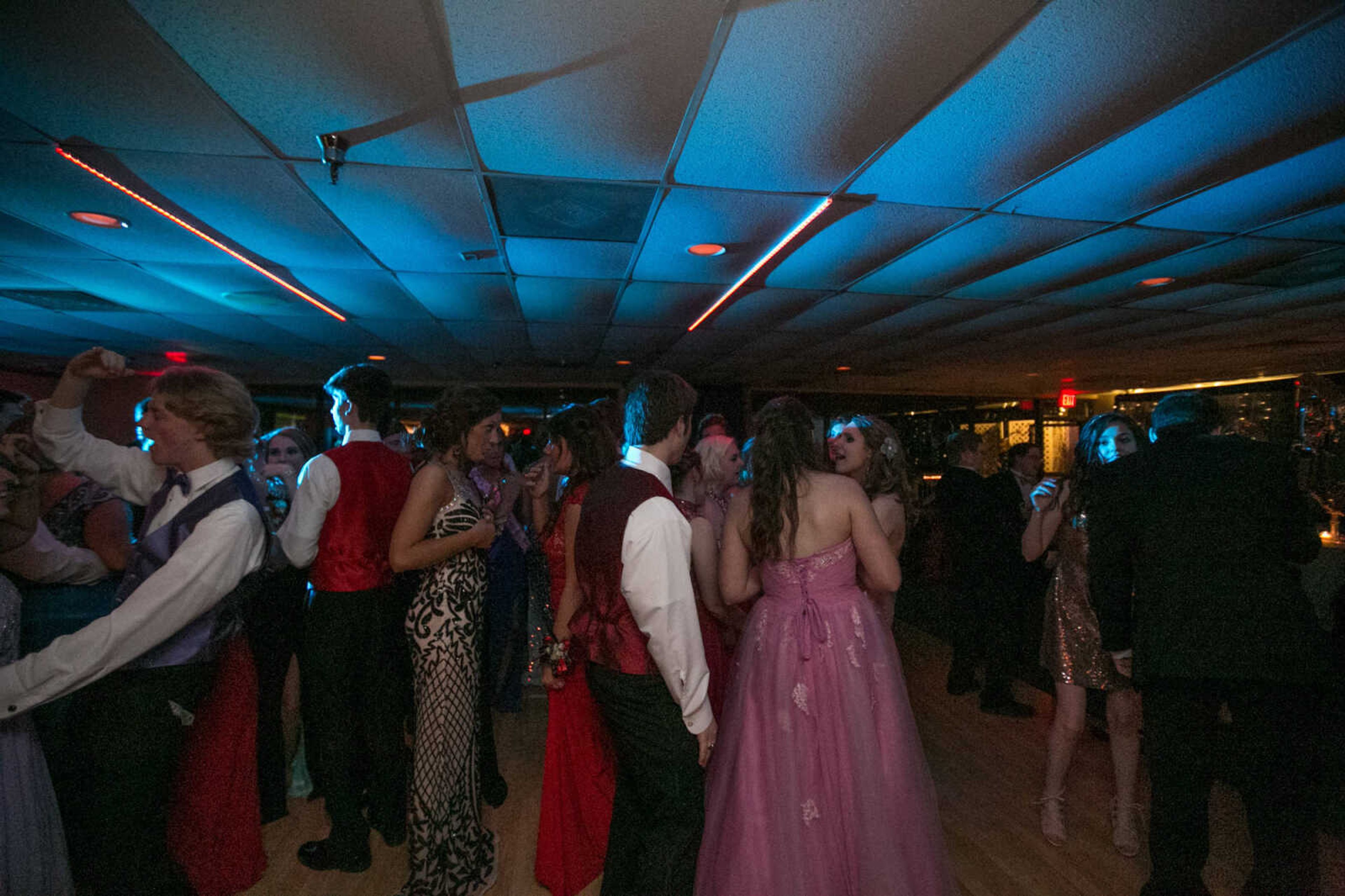 GLENN LANDBERG ~ glandberg@semissourian.com

Students take to the dance floor during the Saxony Lutheran High School's "Classique Magnifique" prom, Saturday, April 23, 2016, at the Cape Girardeau Elks Lodge.