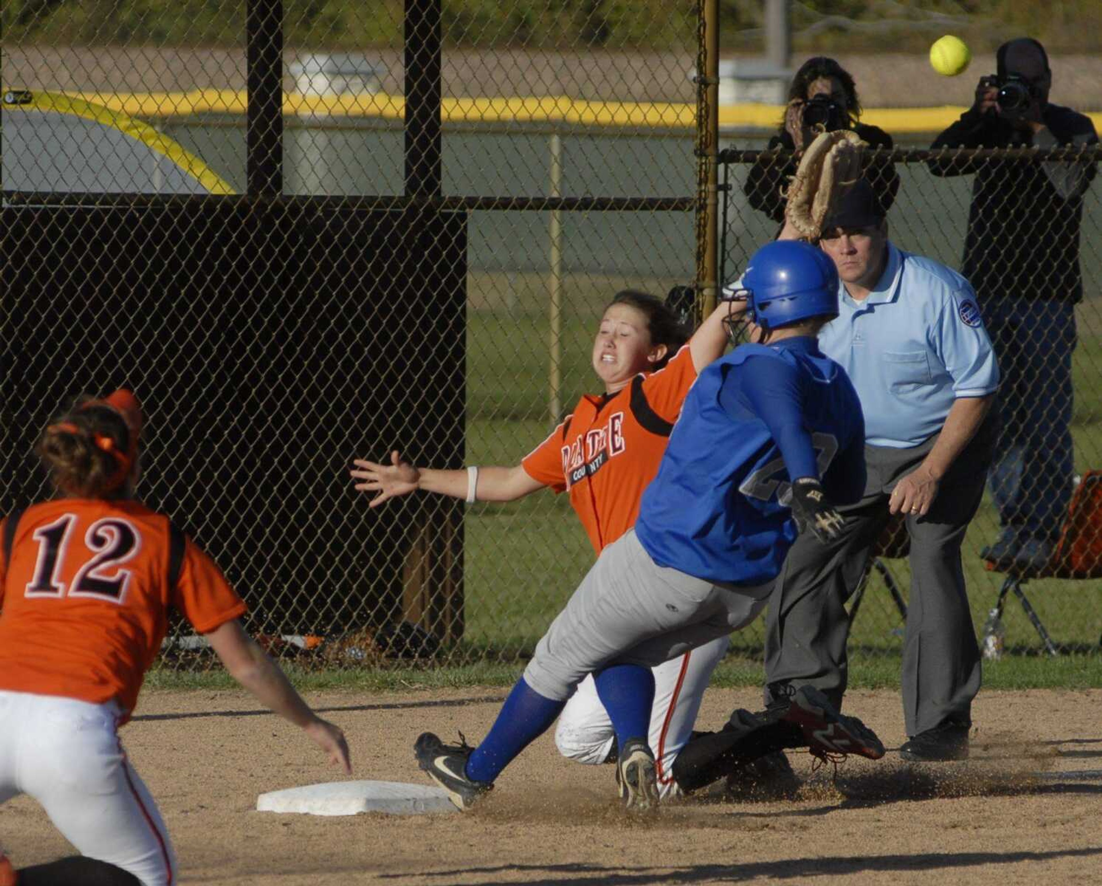 CHUCK WU ~ cwu@semissourian.com
Nikki Chambers reaches third base for the Notre Dame on a error made by 3rd baseman of Platte County during the 6th inning.