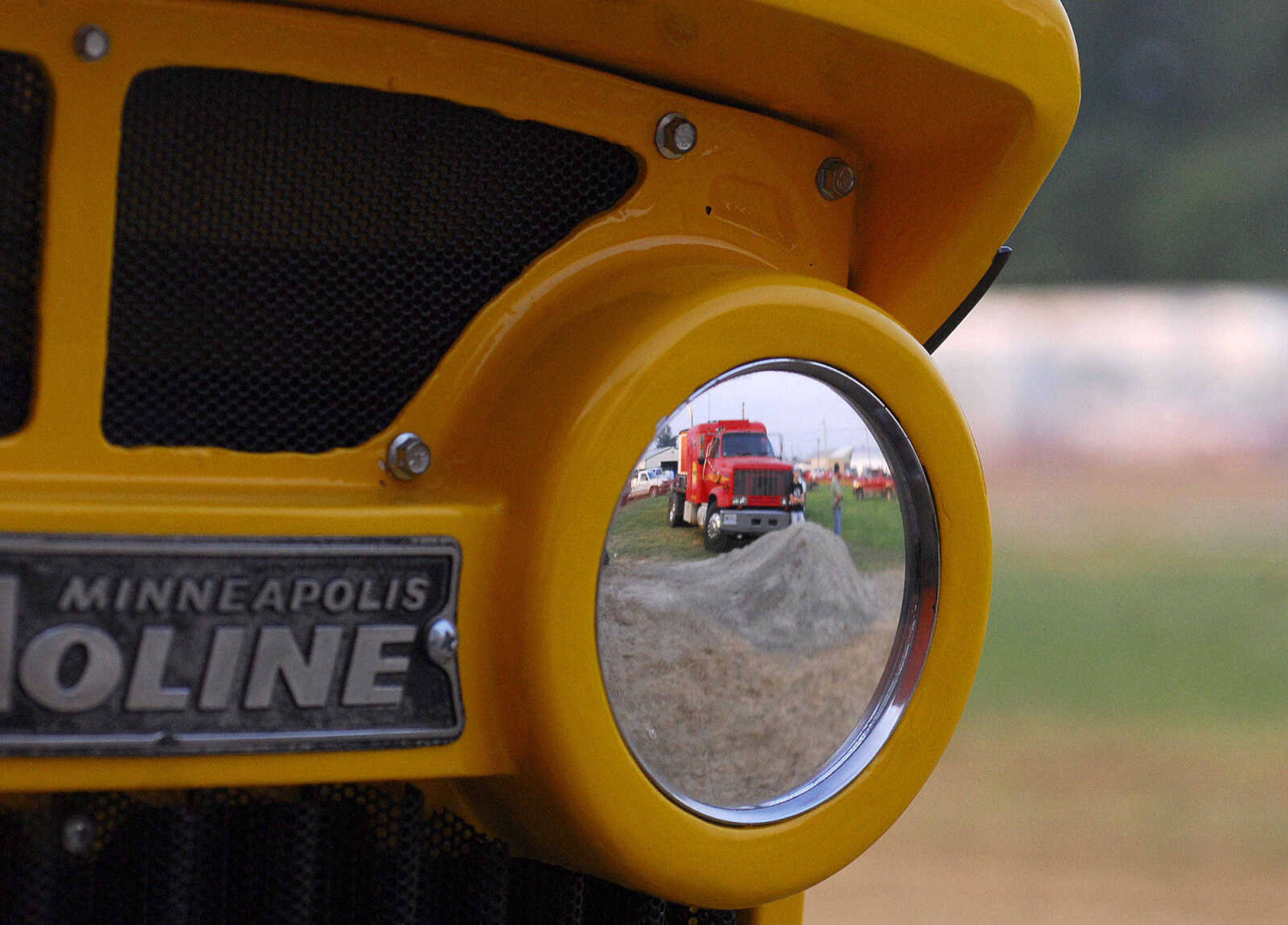 LAURA SIMON~lsimon@semissourian.com
Chrome on the "Beer Wagon" creates an added view Saturday, May 29, 2010 during the "Pullin' for St. Jude" tractor and truck pull at Arena Park.