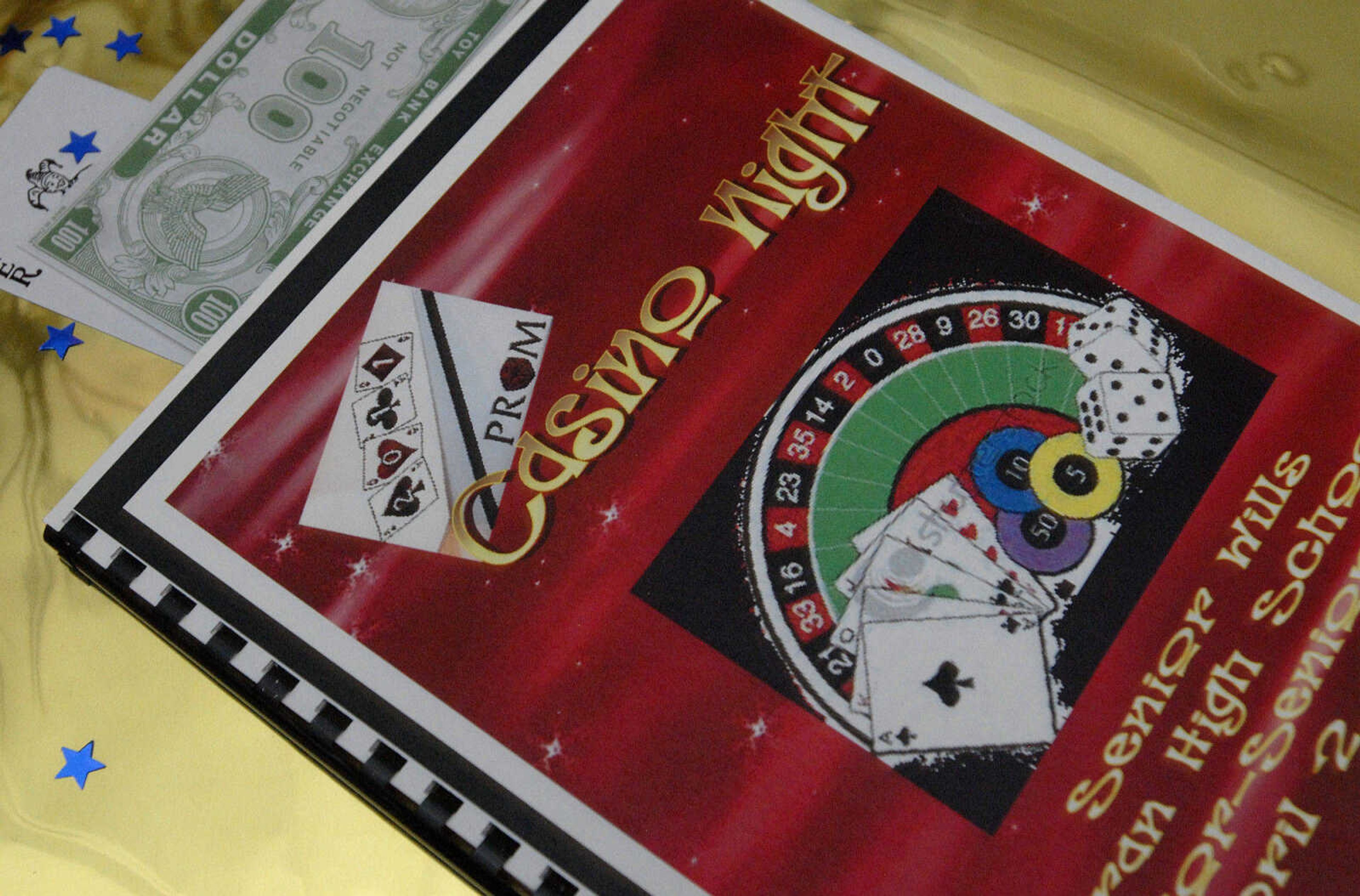 LAURA SIMON~lsimon@semissourian.com
Oran High School "Casino Night" prom Saturday, April 2, 2011 in Oran.