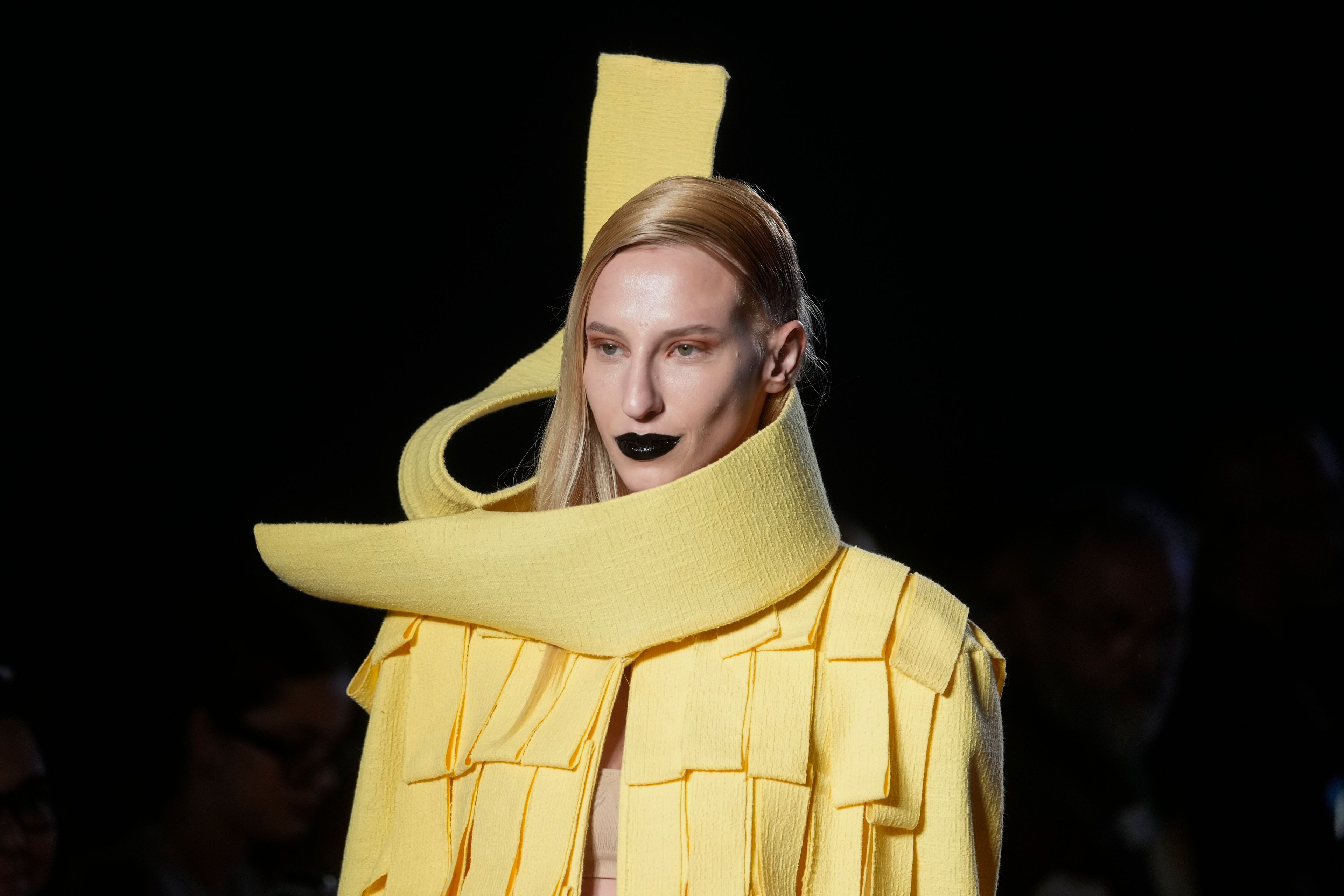 A model wears a creation from the Weider Silveiro collection during Sao Paulo Fashion Week in Sao Paulo, Wednesday, Oct. 16, 2024. (AP Photo/Andre Penner)