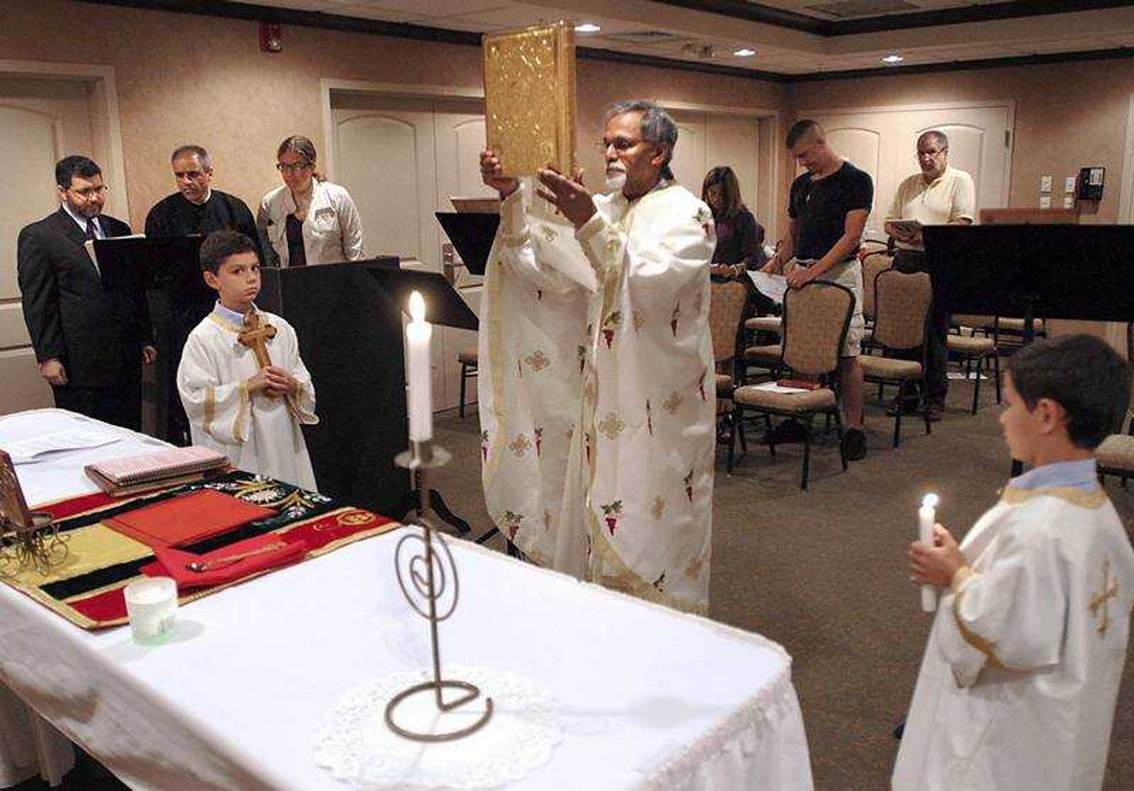 FRED LYNCH ~ flynch@semissourian.com
The Rev. George Geevarghese of Louisville, Ky., conducted a service of the Orthodox Christian Mission Church on Sunday. The service was held at the Holiday Inn Express in Cape Girardeau.