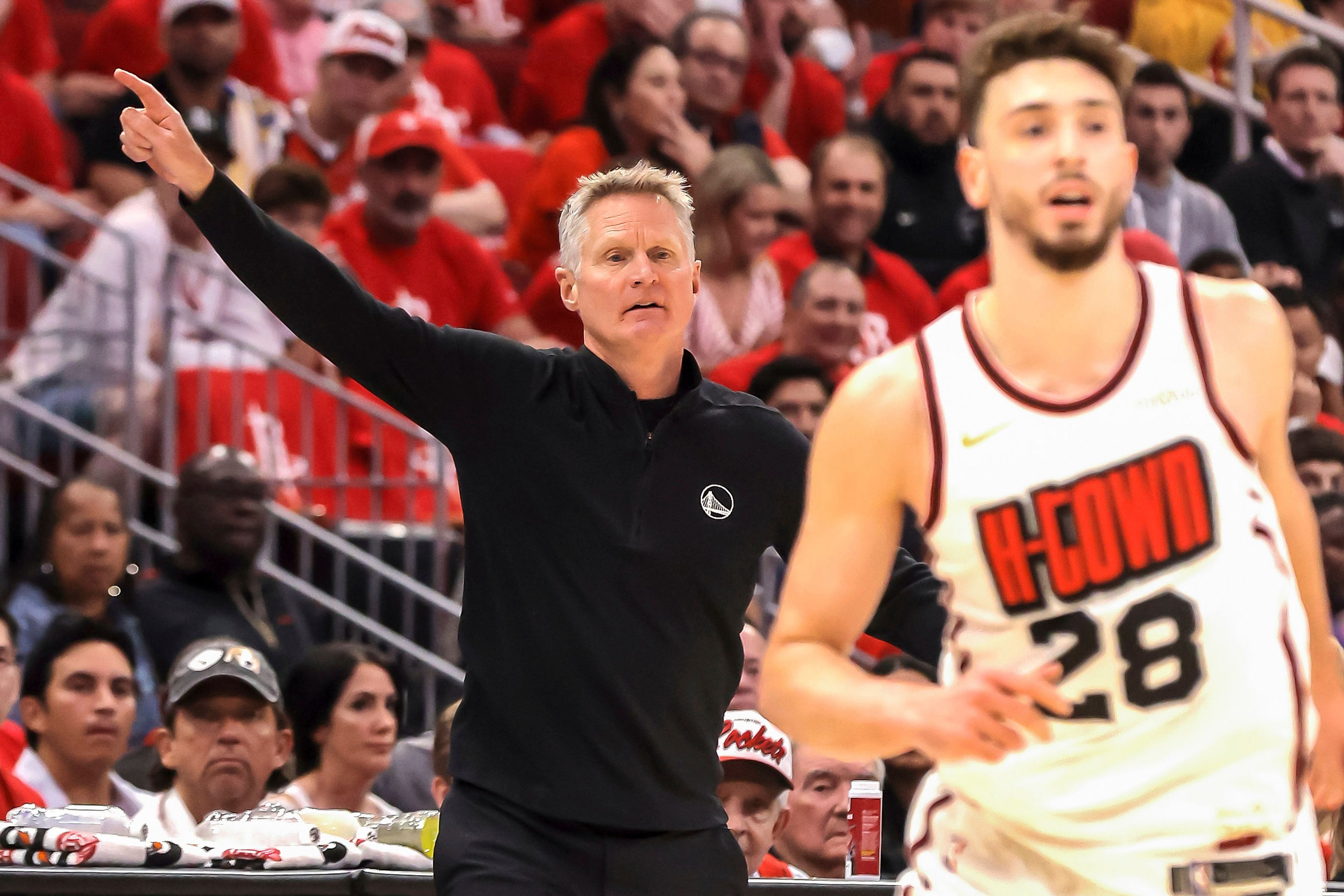 Houston sent to early playoff exit with 103-89 loss to Warriors in Game 7