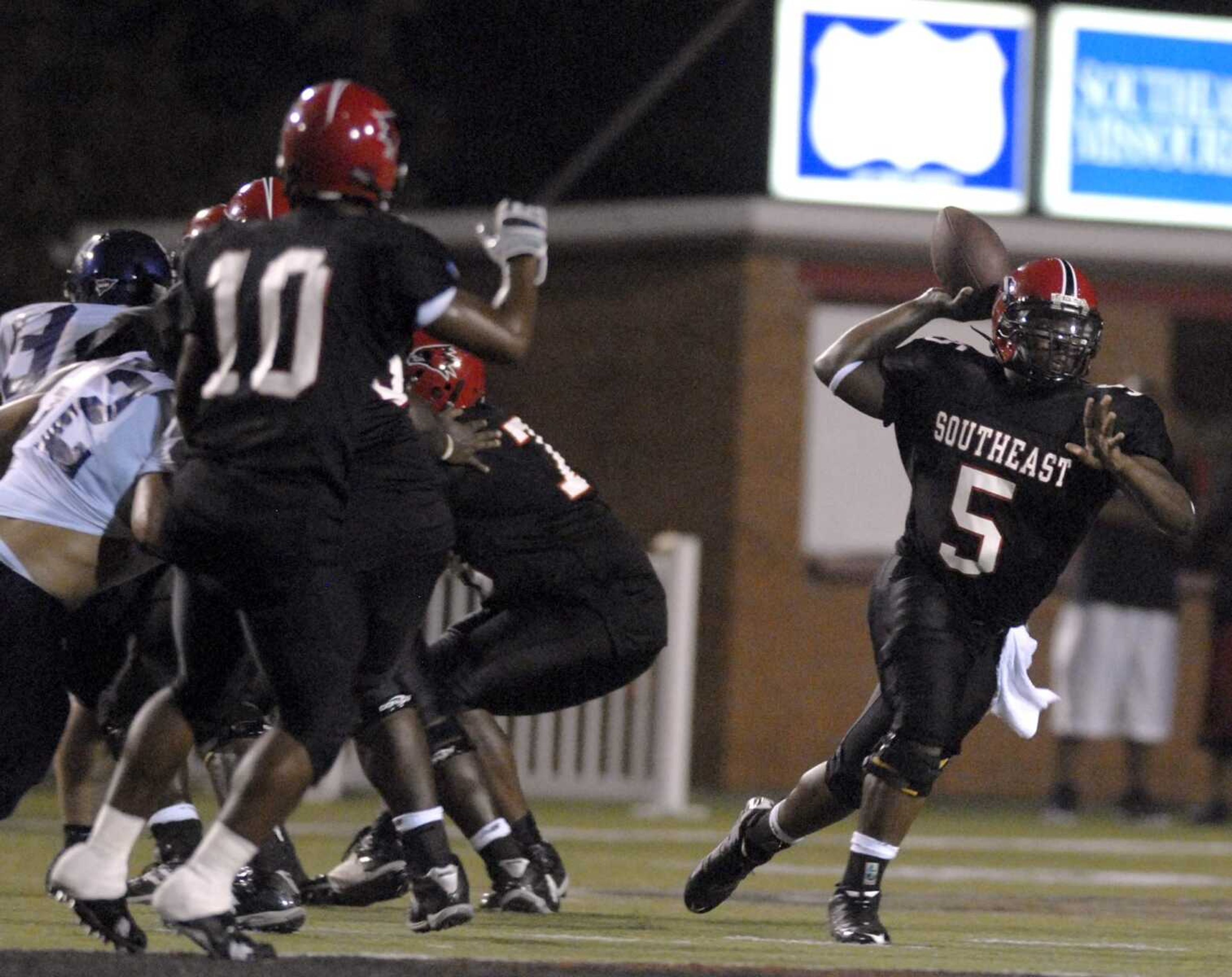 AARON EISEHAUER ~ aeisenhauer@semissourian.com
Southeast quarterback Houston Lillard pulls back for a pass in the second half against Southwest Baptist.