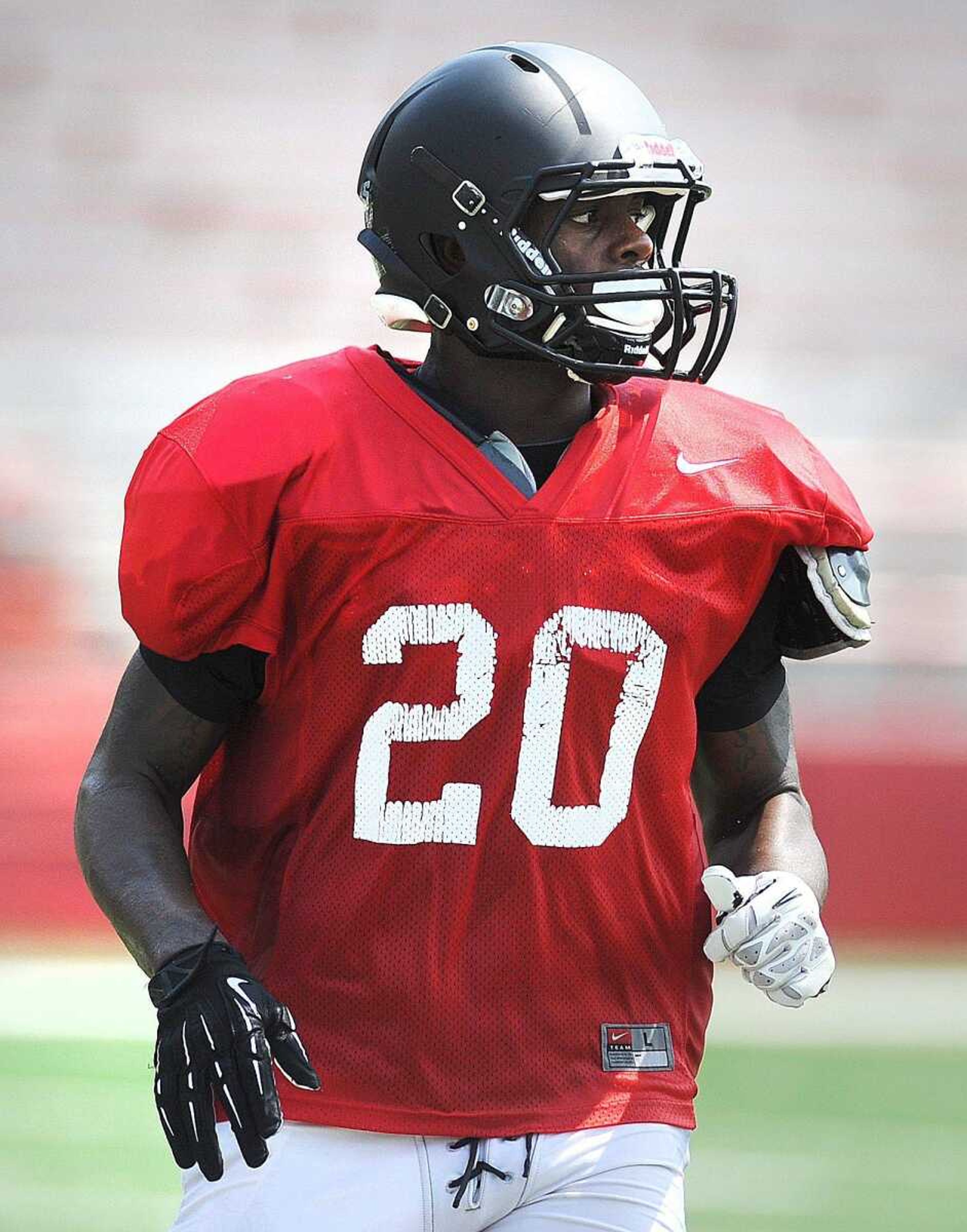 Southeast running back DeMichael Jackson runs a practice drill Tuesday at Houck Stadium. Jackson ran for more than 900 yards last season. (Laura Simon)