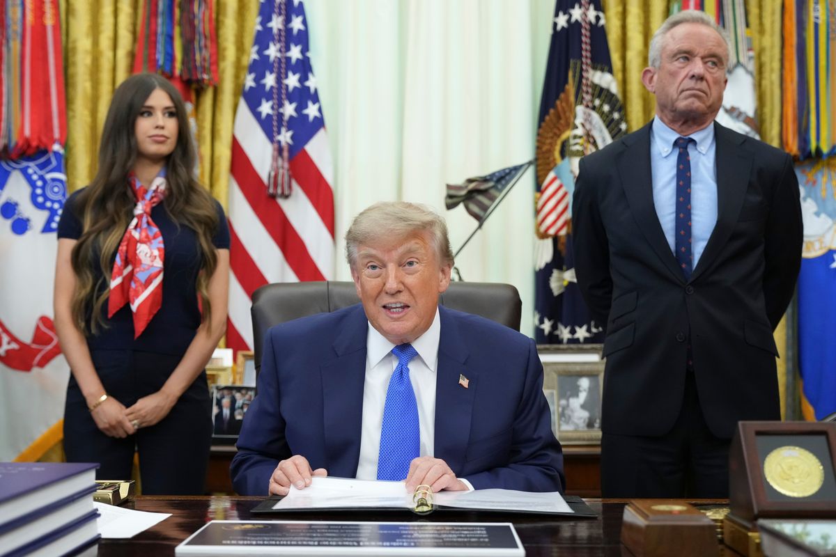 Trump's vaccine plan would require millions of individual sh...