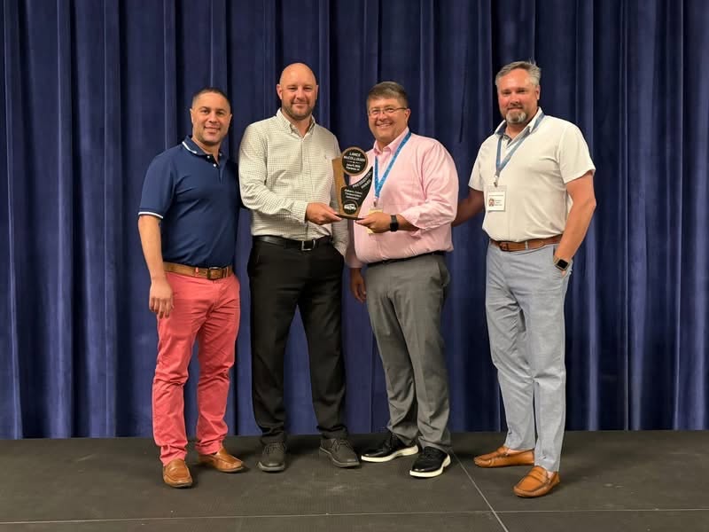 McCullough receives Presidential ASTA Award