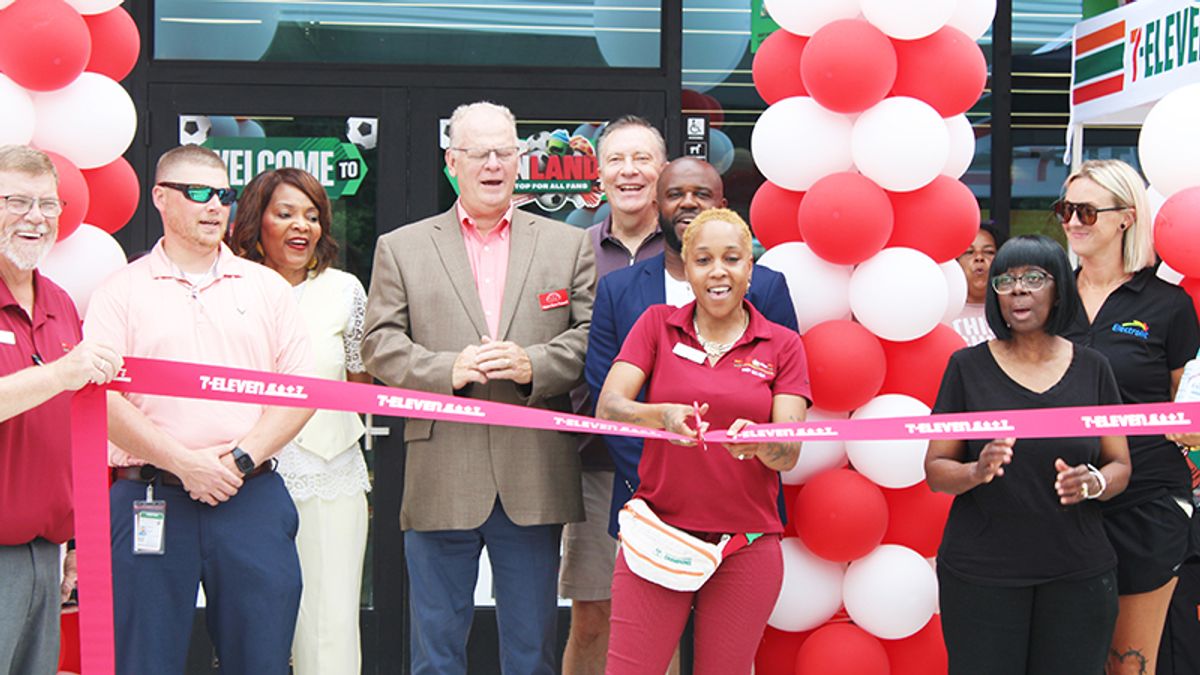 Ribbon cut for West Point's first Speedway