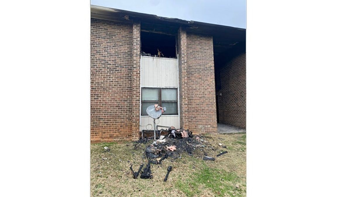 Fire at apartment complex causes $70,000 in damage