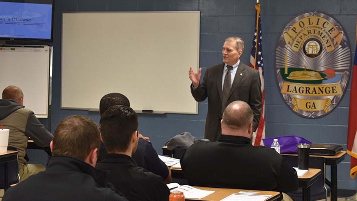 Cit Program Seattle Pd New LPD officers undergo CIT training