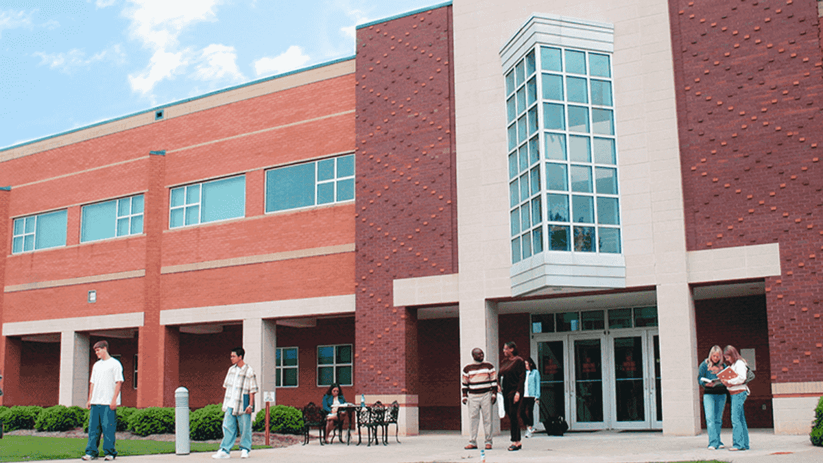 West Technical College Collaborates with Microsoft t...