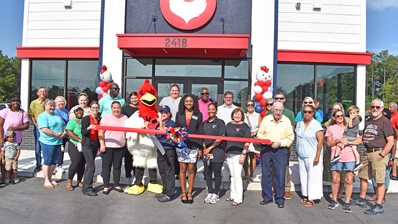 せ*や様 BGHB×CIXEUR×JTPT COLLABO SET UP GRA Zaxby's cuts ribbon on third location in LaGrange