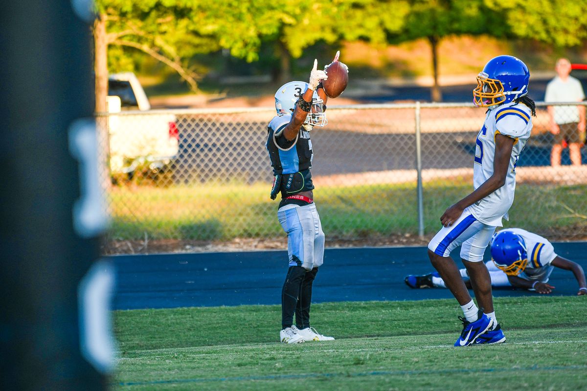 LCS cruises to seventh straight win