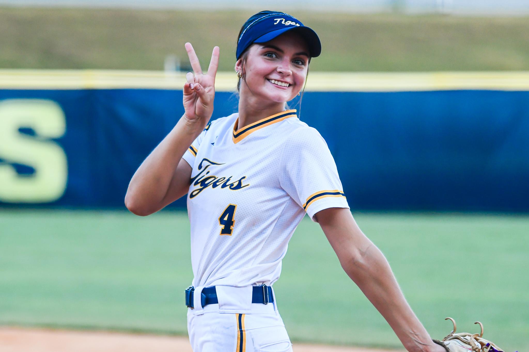 Damron, Render homer as Troup routs Peach County