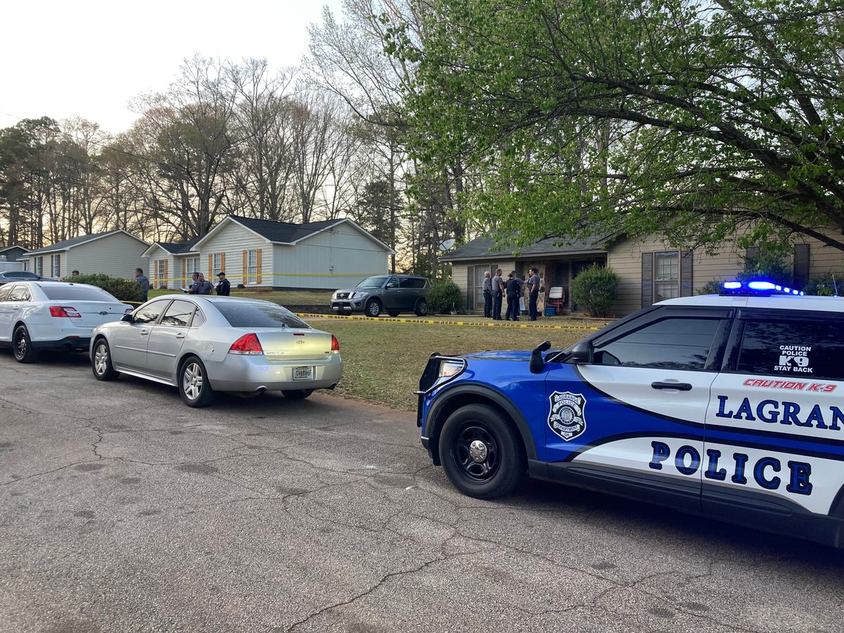 Police investigating man found with gunshot wound in Hearths...