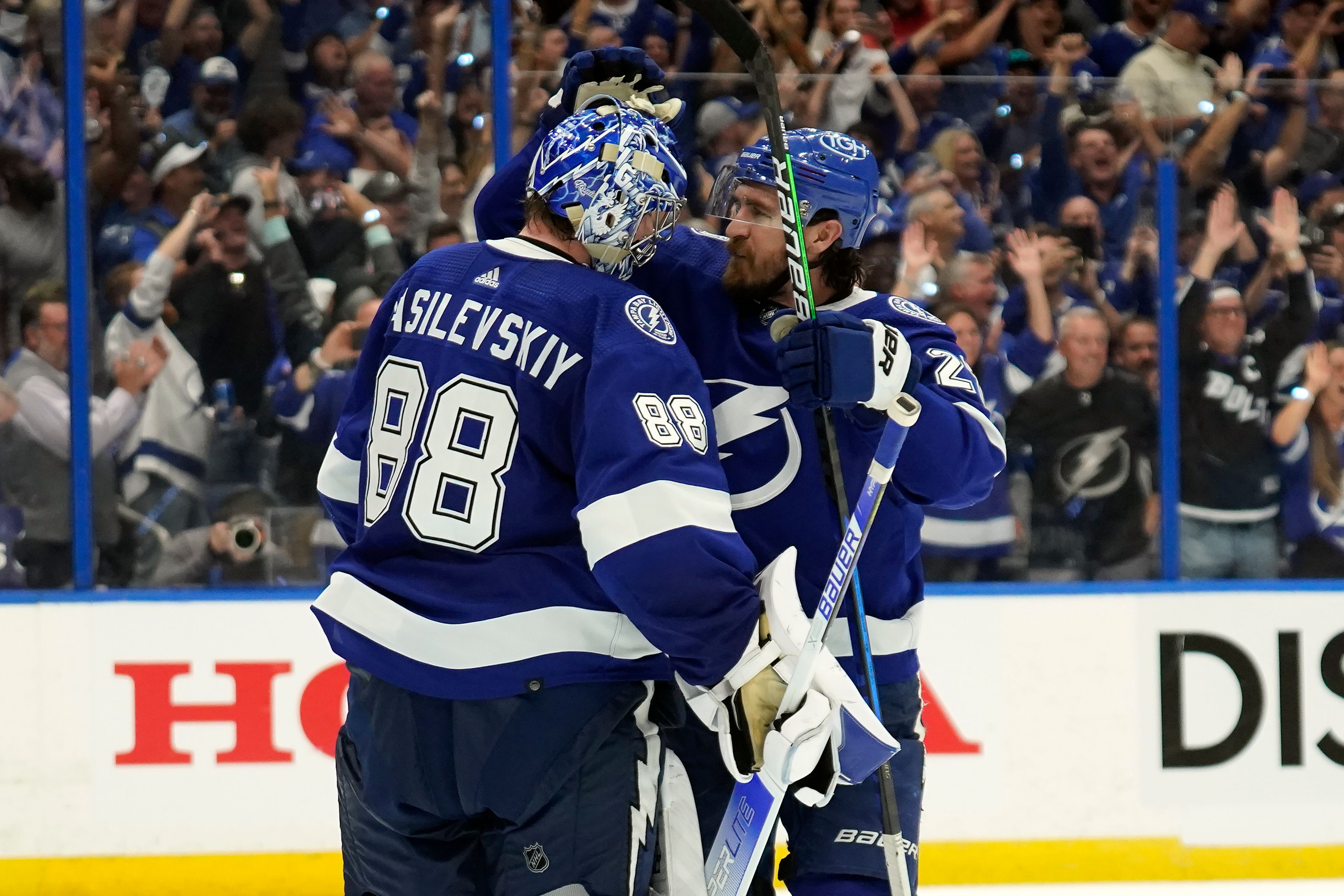 Vasilevskiy helps Lightning sweep Panthers