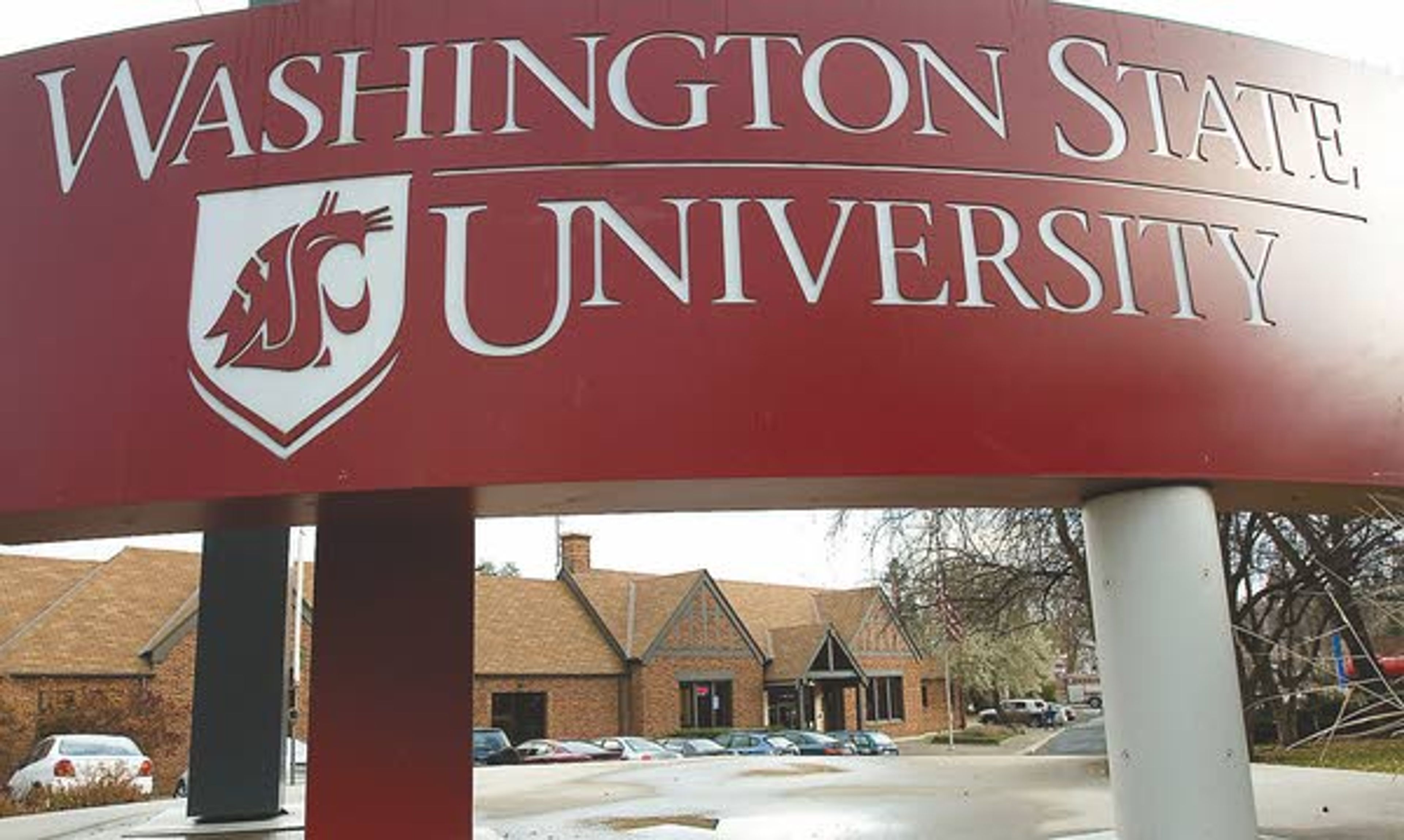 Washington State University is considering selling its visitor
center in downtown Pullman.