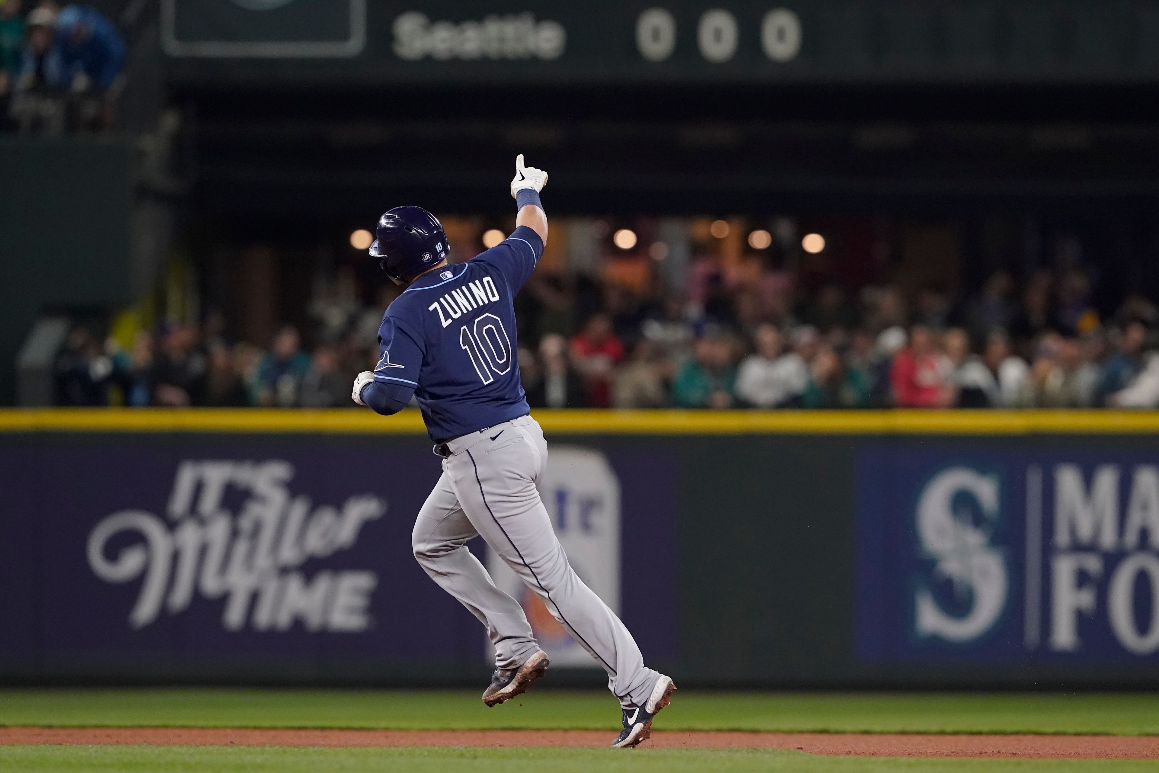 Zunino homers against former team as Rays top Mariners 43