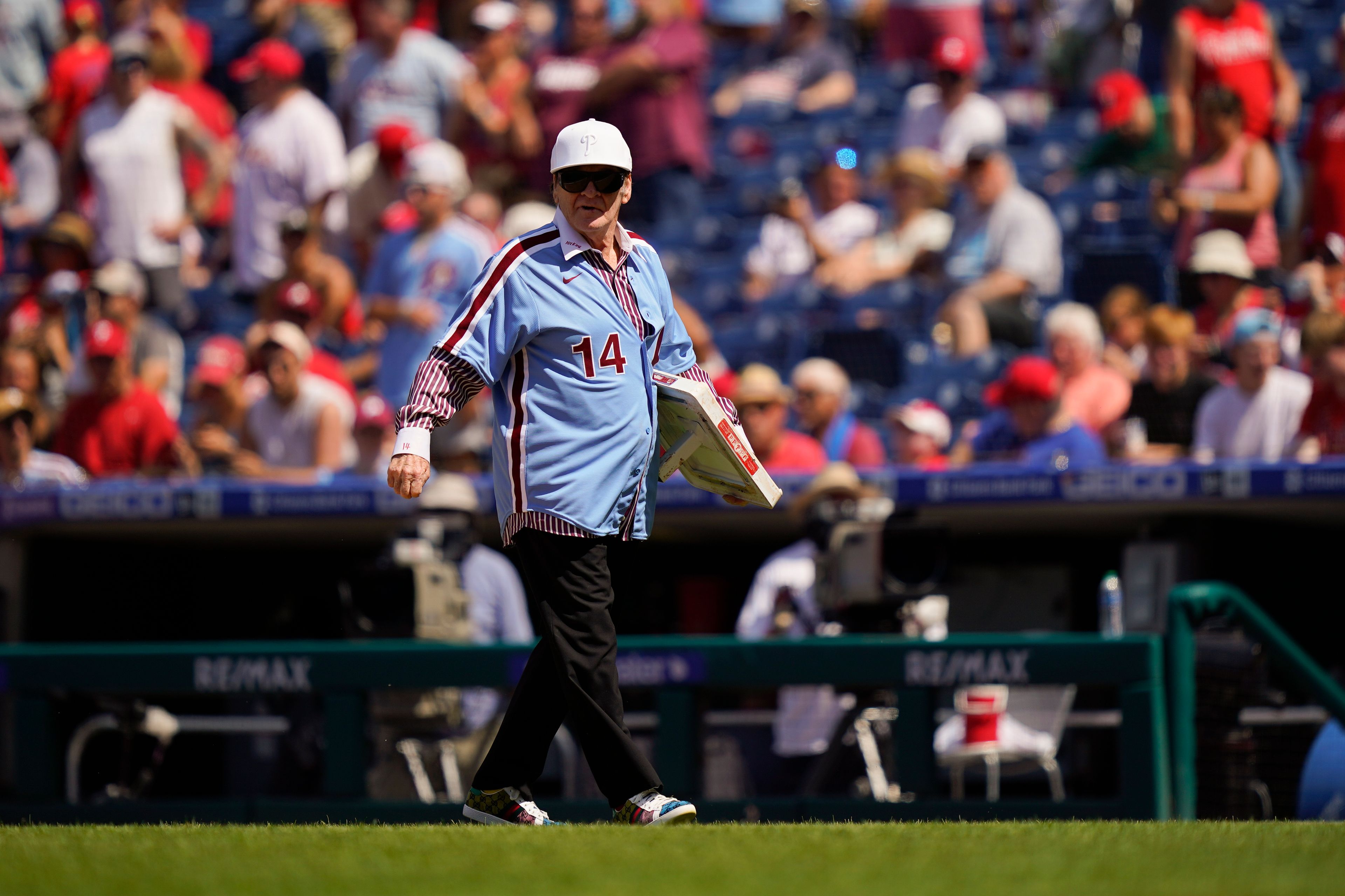 FILE - Former Philadelphia Phillies player Pete Rose at a baseball game, Aug. 7, 2022, in Philadelphia. (AP Photo/Matt Rourke, File)