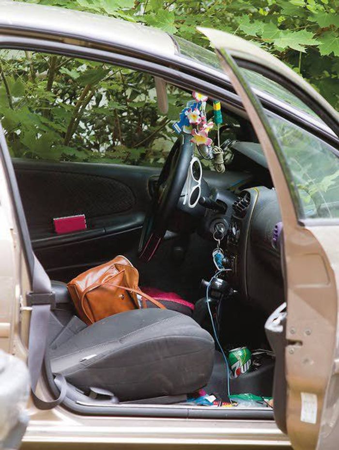 Two arrested in connection to alleged pursesnatching, felony eluding