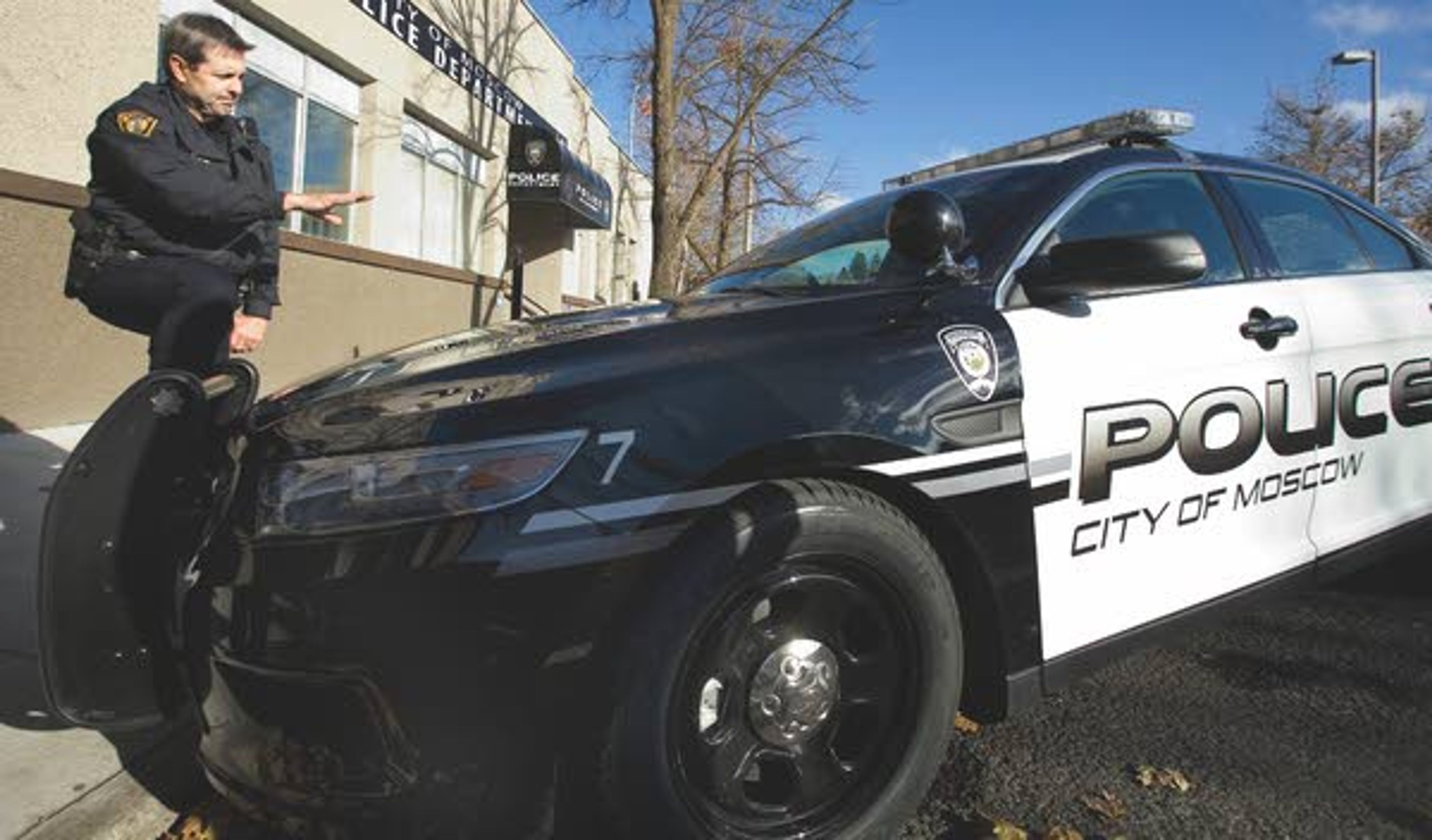 Lt. Paul Kwiatkowski talks about Moscow Police Department’s new black-and-white painted all-wheel drive Ford Interceptor on Thursday.